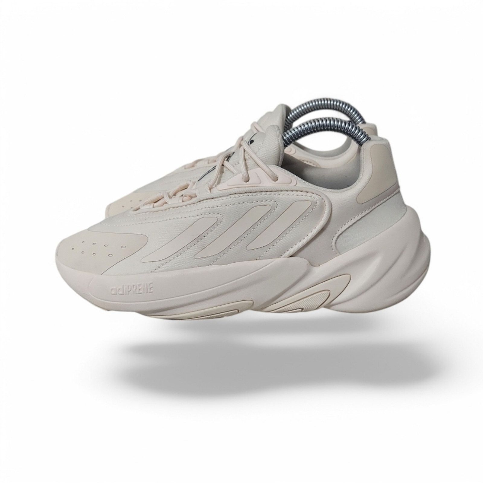 Adidas Adidas Originals Ozelia Low Top Running Sneakers Men's Sz 5 Size US 5 / EU 37 - 4 Thumbnail