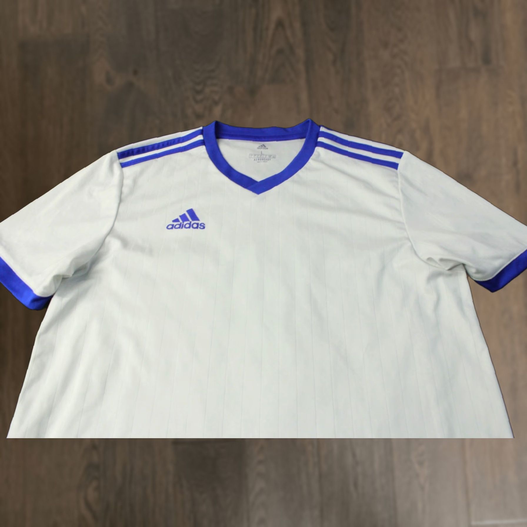 Adidas ADIDAS Tabela FOOTBALL SHIRT L Men White and Blue 100% Polyester ADIDAS PERFORMANCE T-Shirt 2020 Size US L / EU 52-54 / 3 - 1 Thumbnail