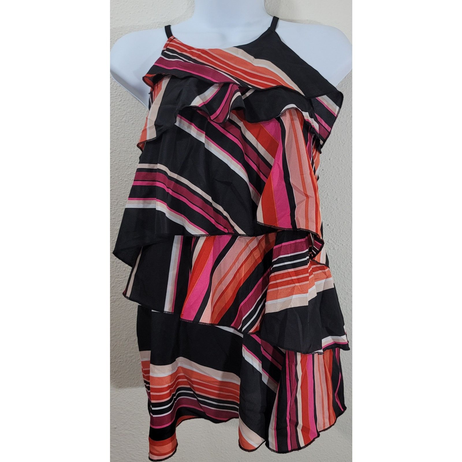 Other Worthington Black Pink Ruffled Sleeveless Top Large Keyhole Size L / US 10 / IT 46 - 1 Thumbnail