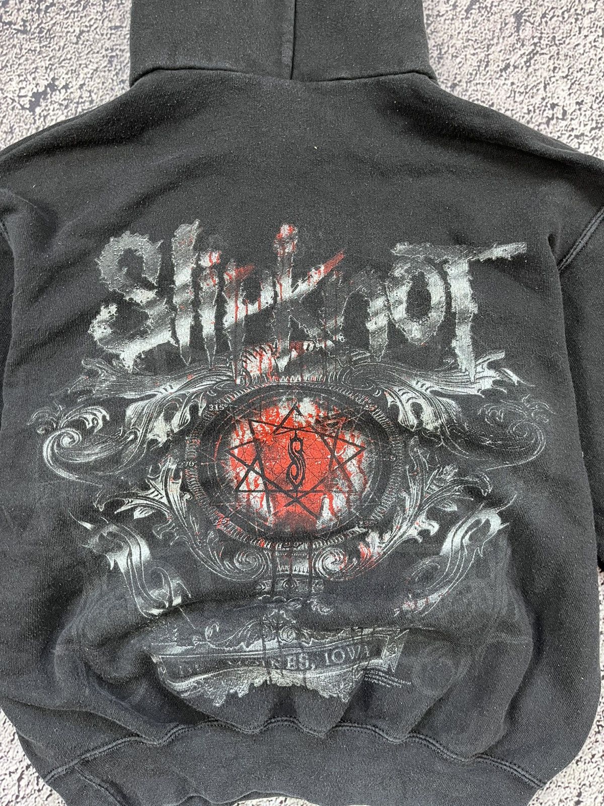 Slipknot Vintage Slipknot Iowa Hoodie big logo Size US M / EU 48-50 / 2 - 2 Thumbnail
