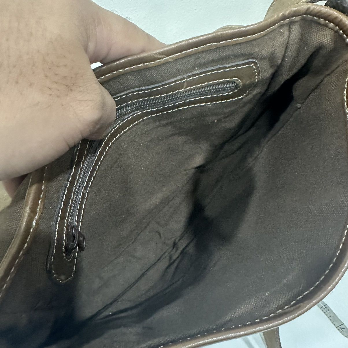 Loewe ‼️YES‼️ VINTAGE LOEWE LEATHER SHOULDER BAG Size ONE SIZE - 10 Thumbnail