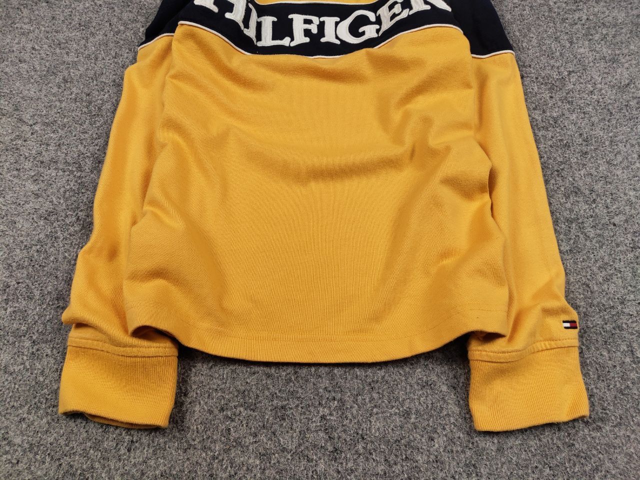 Tommy Hilfiger Vintage Tommy Hilfiger embroidered Yellow Rugby Long Sleeve Size US S / EU 44-46 / 1 - 9 Thumbnail