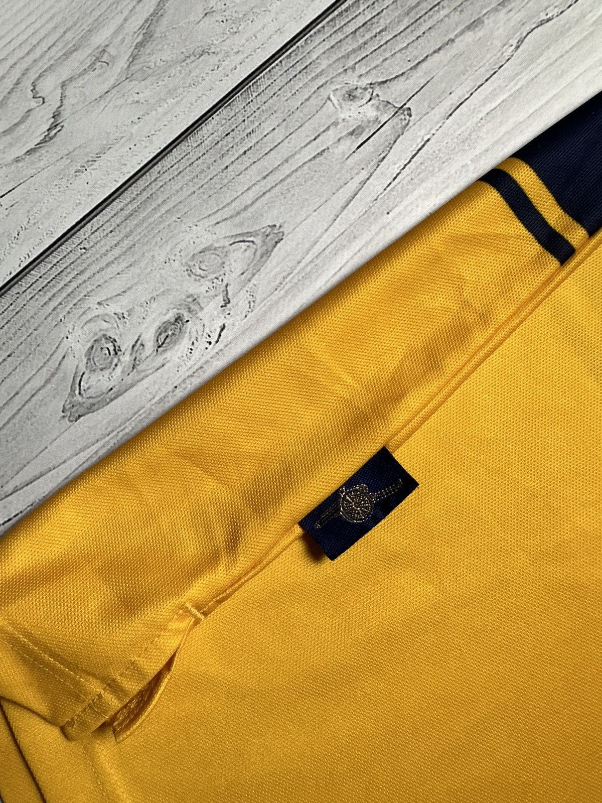 Vintage Vintage Nike Arsenal soccer jersey Champions 1998 XL yellow Size US XL / EU 56 / 4 - 11 Thumbnail