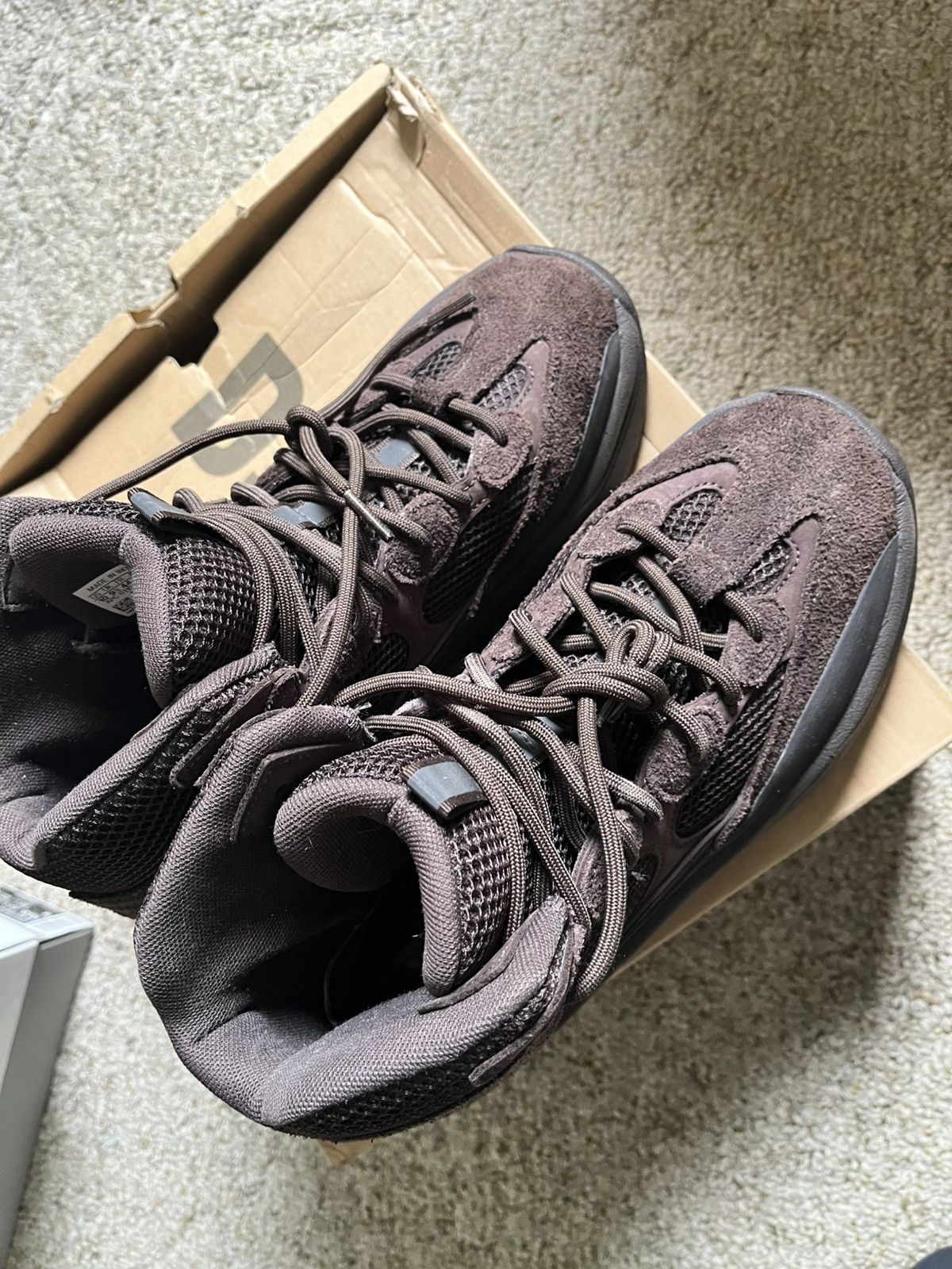Yeezy Adidas yeezy boot oil Size US 10 / EU 43 - 4 Thumbnail