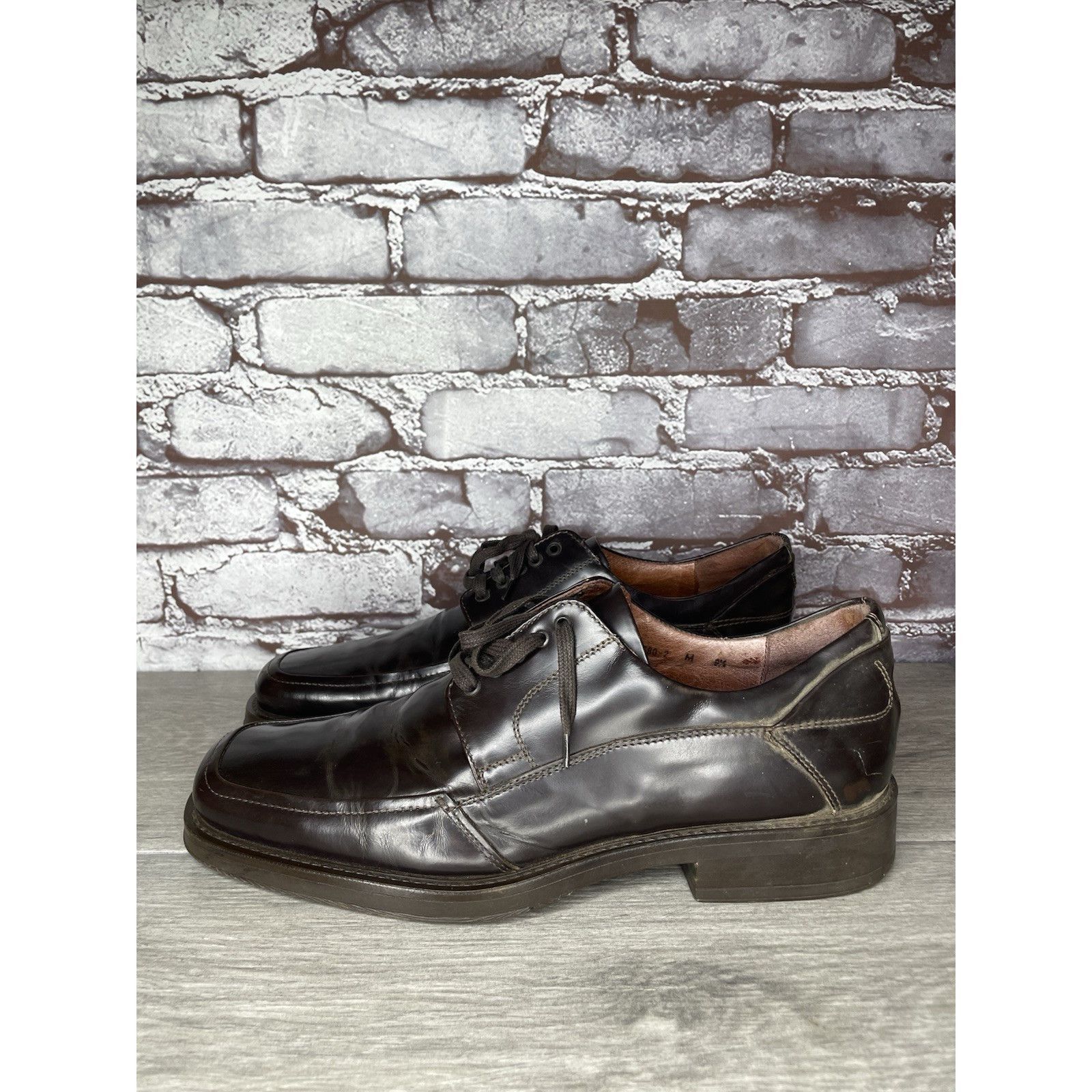 Johnston & Murphy Johnston & Murphy Handcrafted Italy Brown Square Oxfords Sho Size US 9.5 / EU 42-43 - 14 Thumbnail