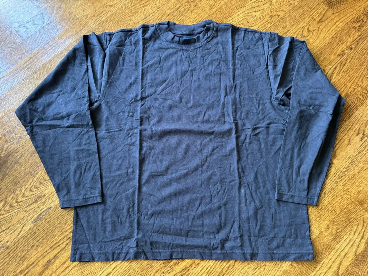 Gap XL Gap Yeezy Long Sleeve T-Shirt Navy Blue Kanye West Tee Size US XL / EU 56 / 4 - 1 Thumbnail
