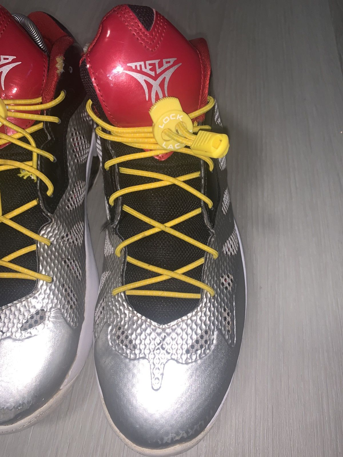 Jordan Brand × Nike Nike Air Jordan MELO M8 Advance Metallic GreenRed 542240-084 Size US 8 / EU 41 - 4 Thumbnail