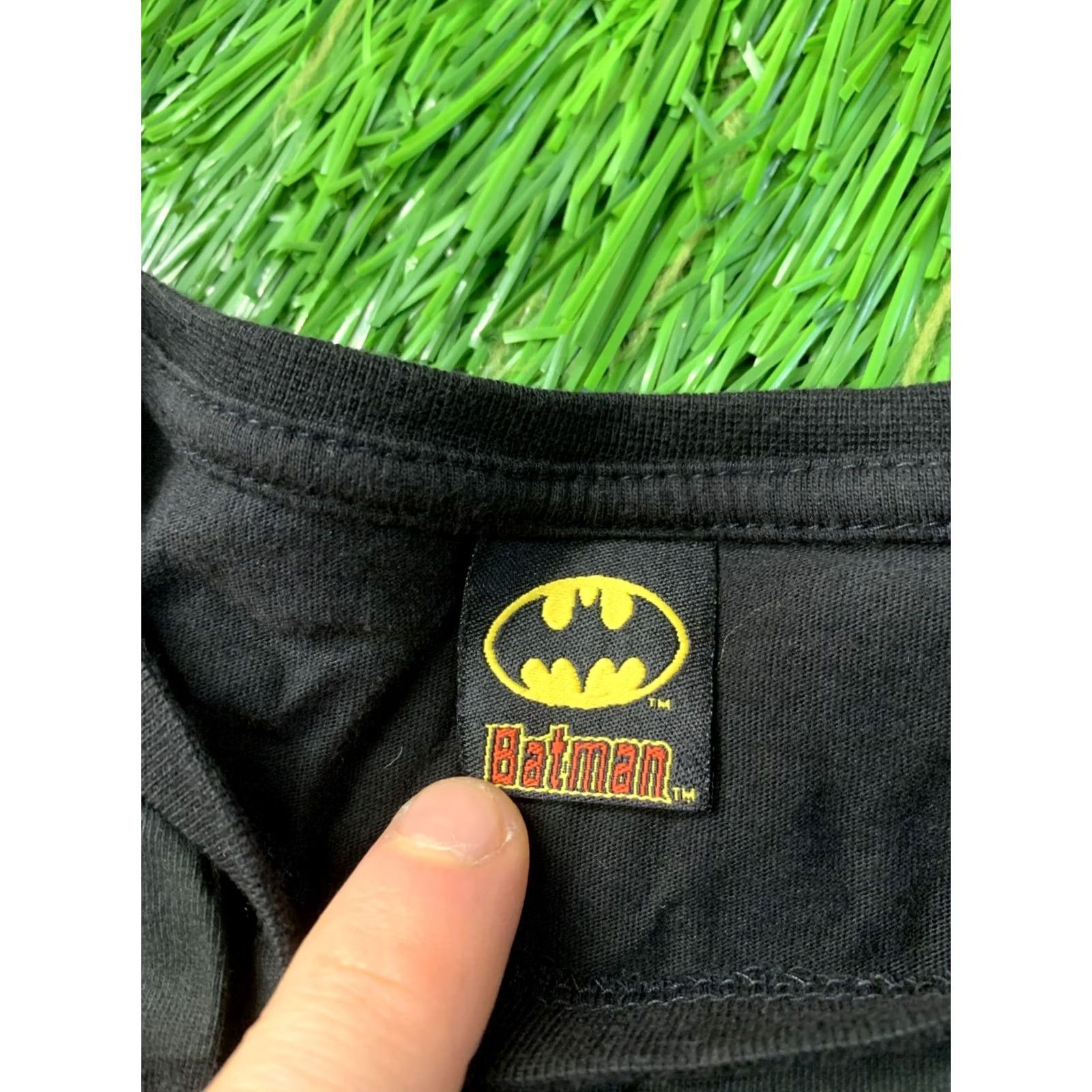 Fruit Of The Loom BATMAN DC MEN Shirt Adult L Black 100% Cotton Short Sleeve T-Shirt Tee Official Product Size L Large Print Batman 2010s Mens Size US L / EU 52-54 / 3 - 4 Thumbnail