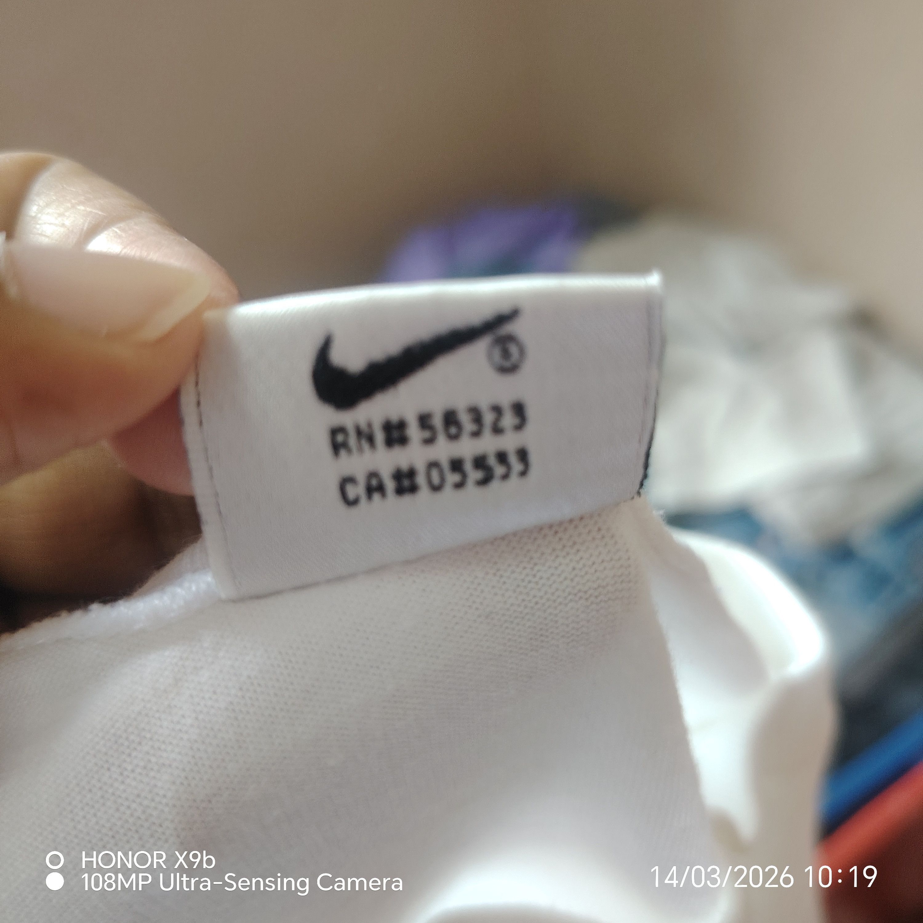 Nike 💥Best Offer💥Vintage 90s Nike Tshirt Size US L / EU 52-54 / 3 - 10 Thumbnail