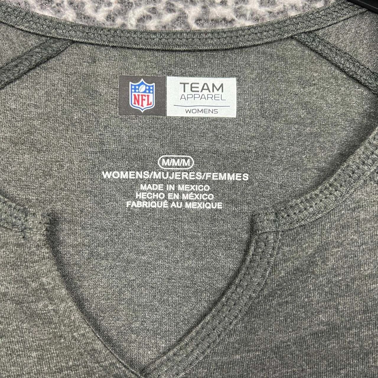 NFL Tennessee Titans Shirt Women NFL Short Sleeve V-Neck New M Size M / US 6-8 / IT 42-44 - 6 Thumbnail