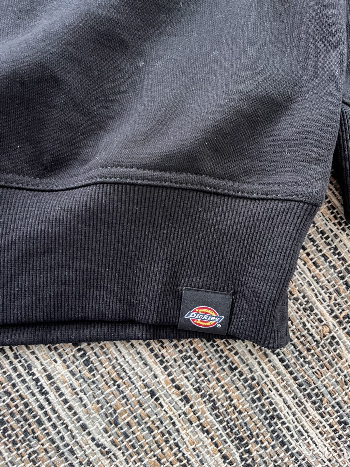 Dickies Vintage Dickies Black Sweatshirt Big logo Sk8 Basic Size US L / EU 52-54 / 3 - 10 Thumbnail