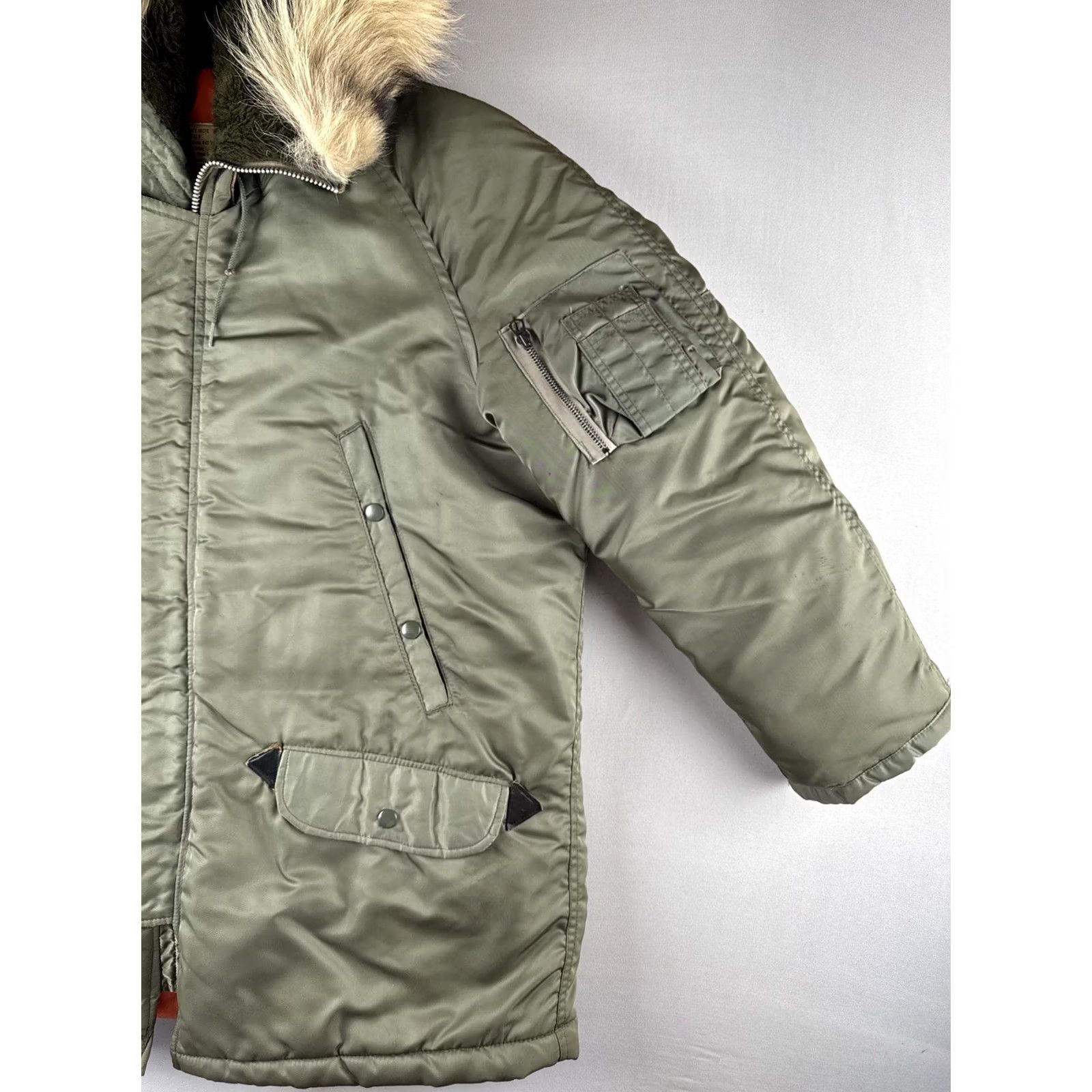 Vintage VINTAGE Raven Industries N-3B Parka Jacket Mens Coat Wool Wolf Trim Green 1971 USAF 70s N-3B Military Outdoor | Mens Size US L / EU 52-54 / 3 - 5 Thumbnail