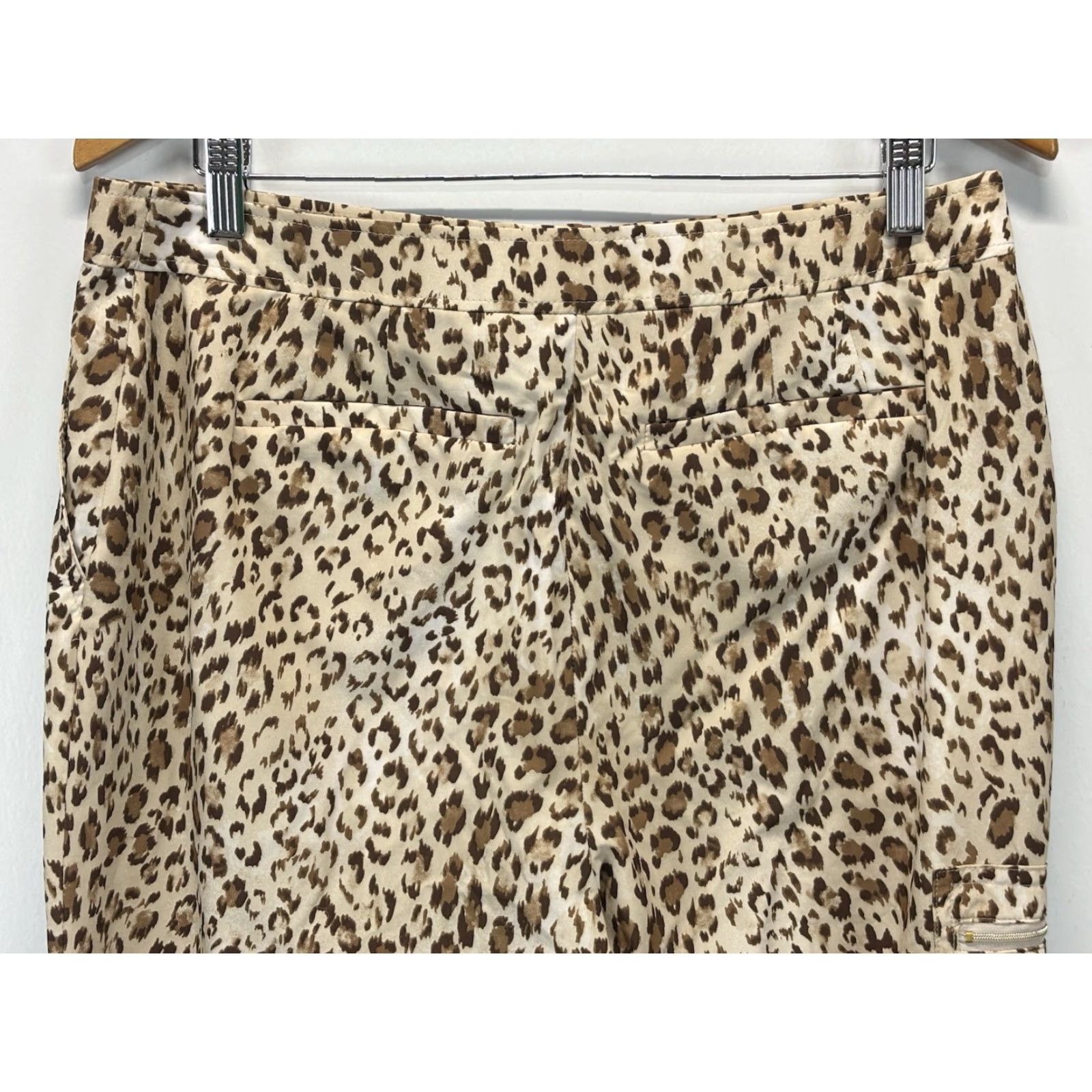 Vintage Chico's Womens Zenergy Golf Pants 1 US M Brown Animal Print Stretch Performance Cropped Straight Pockets Easy Care Regular Size 32" / US 10 / IT 46 - 4 Thumbnail