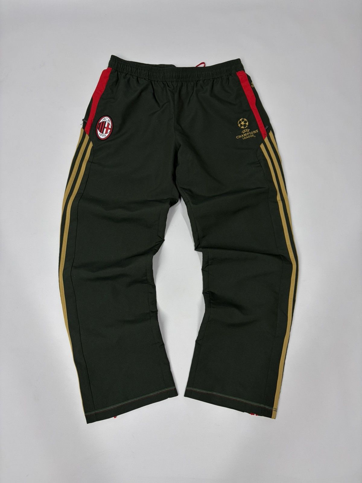Nike AC Milan Adidas Tracksuit Champions League FootballY2K Set Size US L / EU 52-54 / 3 - 13 Thumbnail