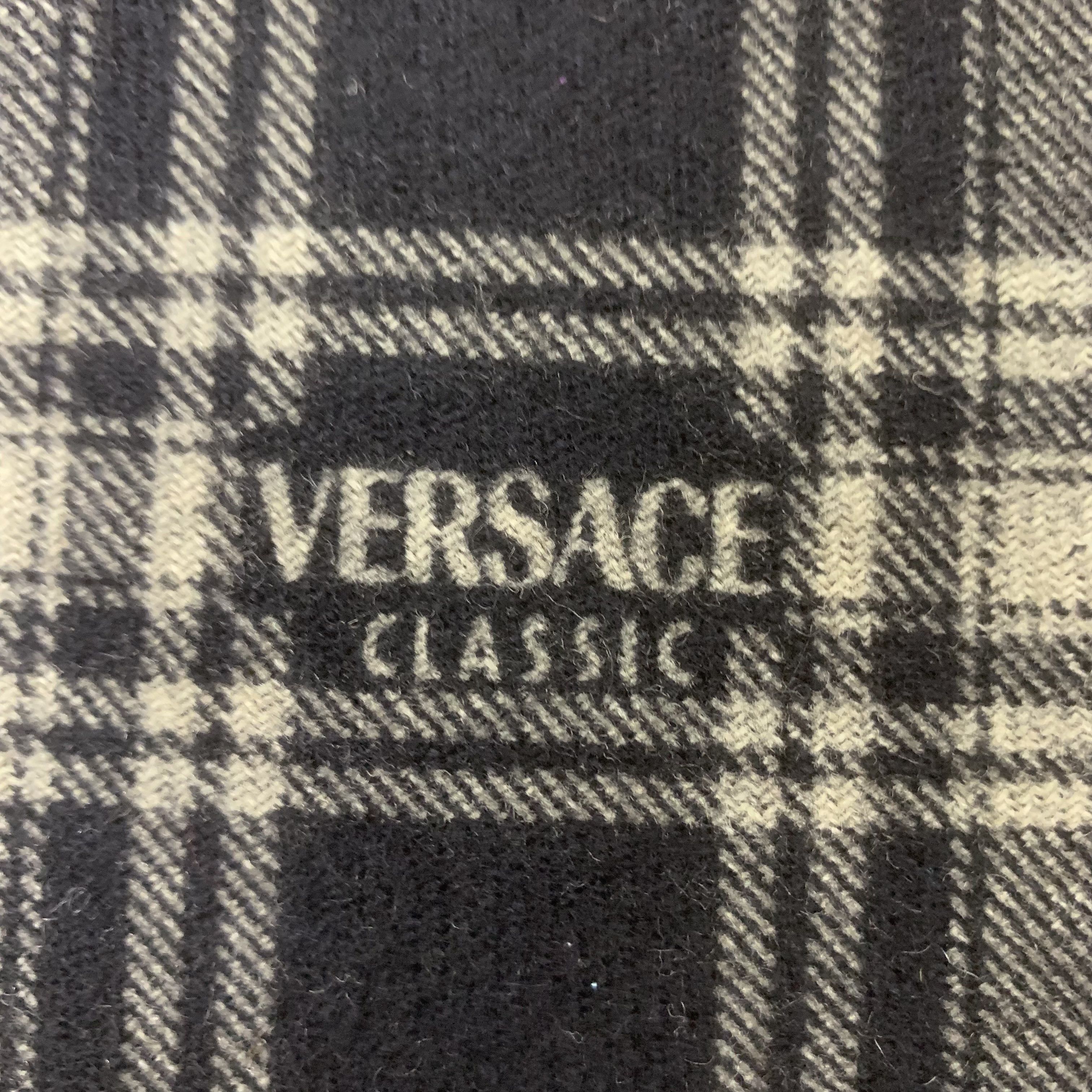 Versace Versace Scarf Wool Muffler Neck Wrap BL9275 Size ONE SIZE - 5 Thumbnail