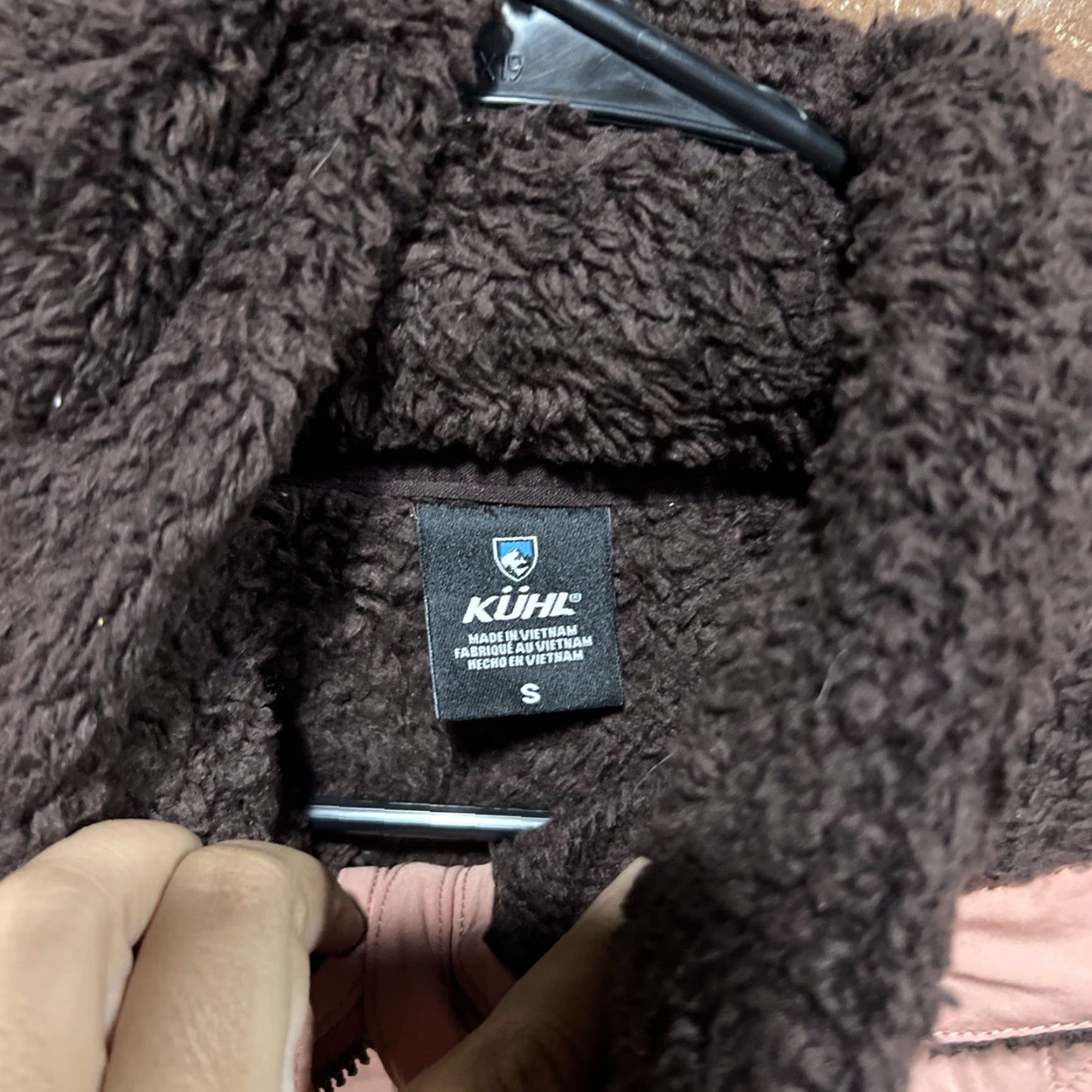 Vintage Kuhl Flight Vest Womens S Soft Fuzzy Sherpa Fleece Full Zip Hood Sample Casual Travel Zip Pockets Mid Length Sleeveless Brown Size S / US 4 / IT 40 - 2 Thumbnail