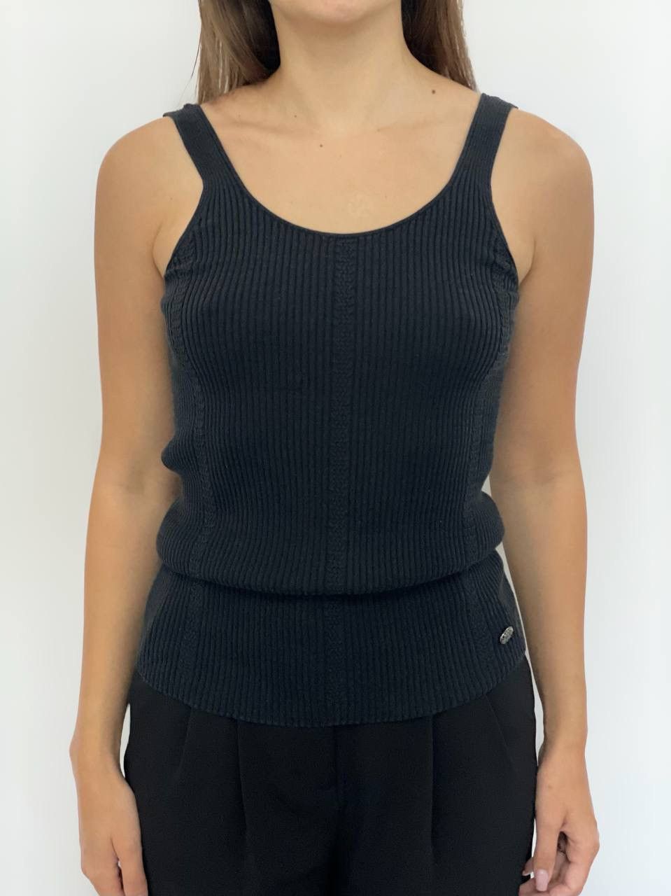 Chanel Vintage Chanel Ribbed Sleeveless Tank Top Logo Women’s Black Size XS / US 0-2 / IT 36-38 - 1 Thumbnail