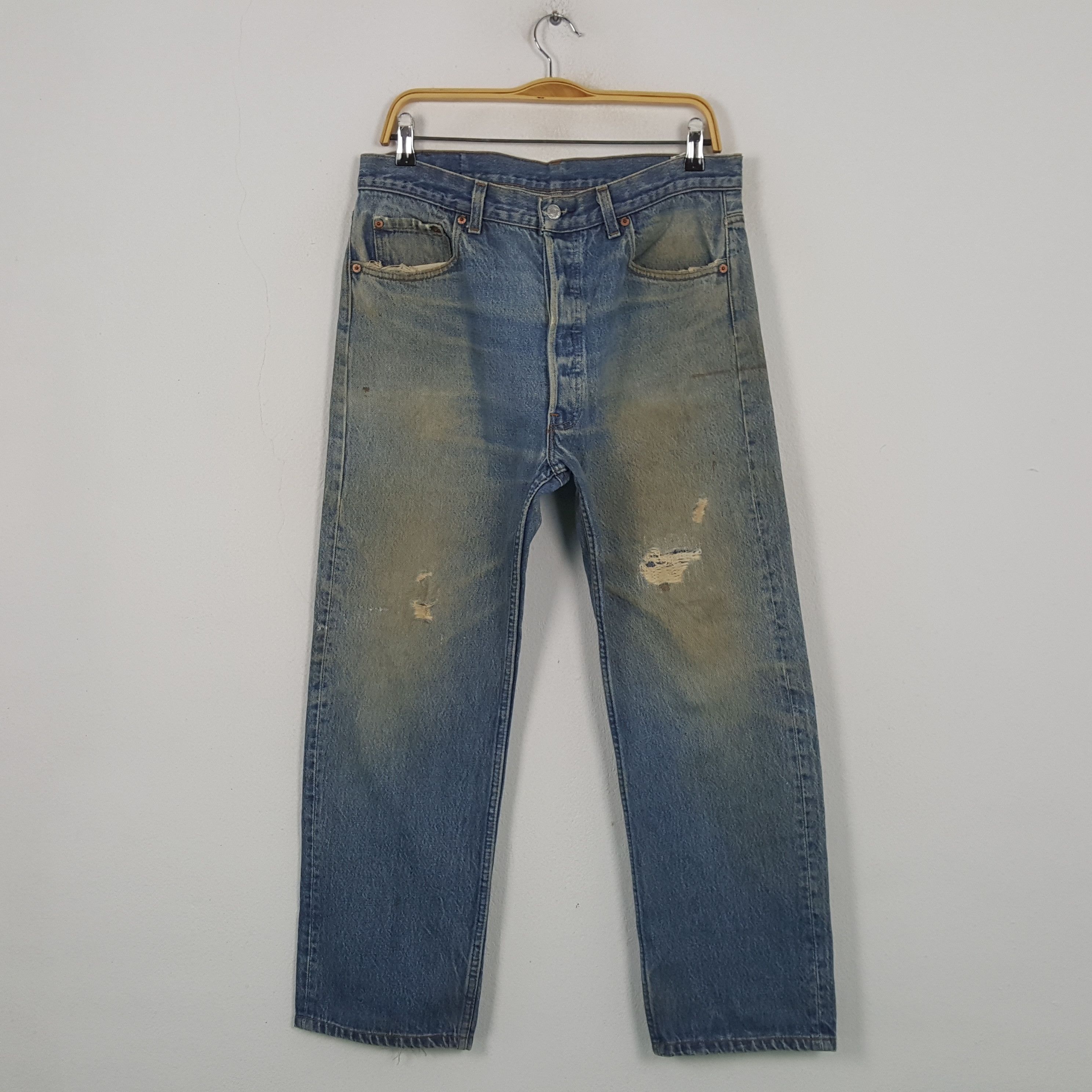 Levi's Vintage 90's Levis 501 Distressed Ripped Denim jeans RR9 Size US 33 - 1 Thumbnail