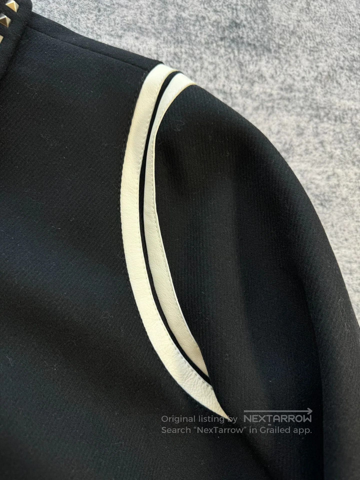 Valentino valentino black and white wool bomber jacket. Size US L / EU 52-54 / 3 - 6 Thumbnail