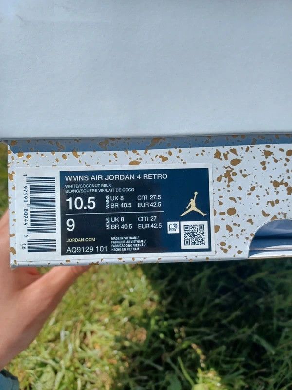 Jordan Brand jordan 4 vivid sulfur Size US 9.5 / EU 42-43 - 8 Thumbnail