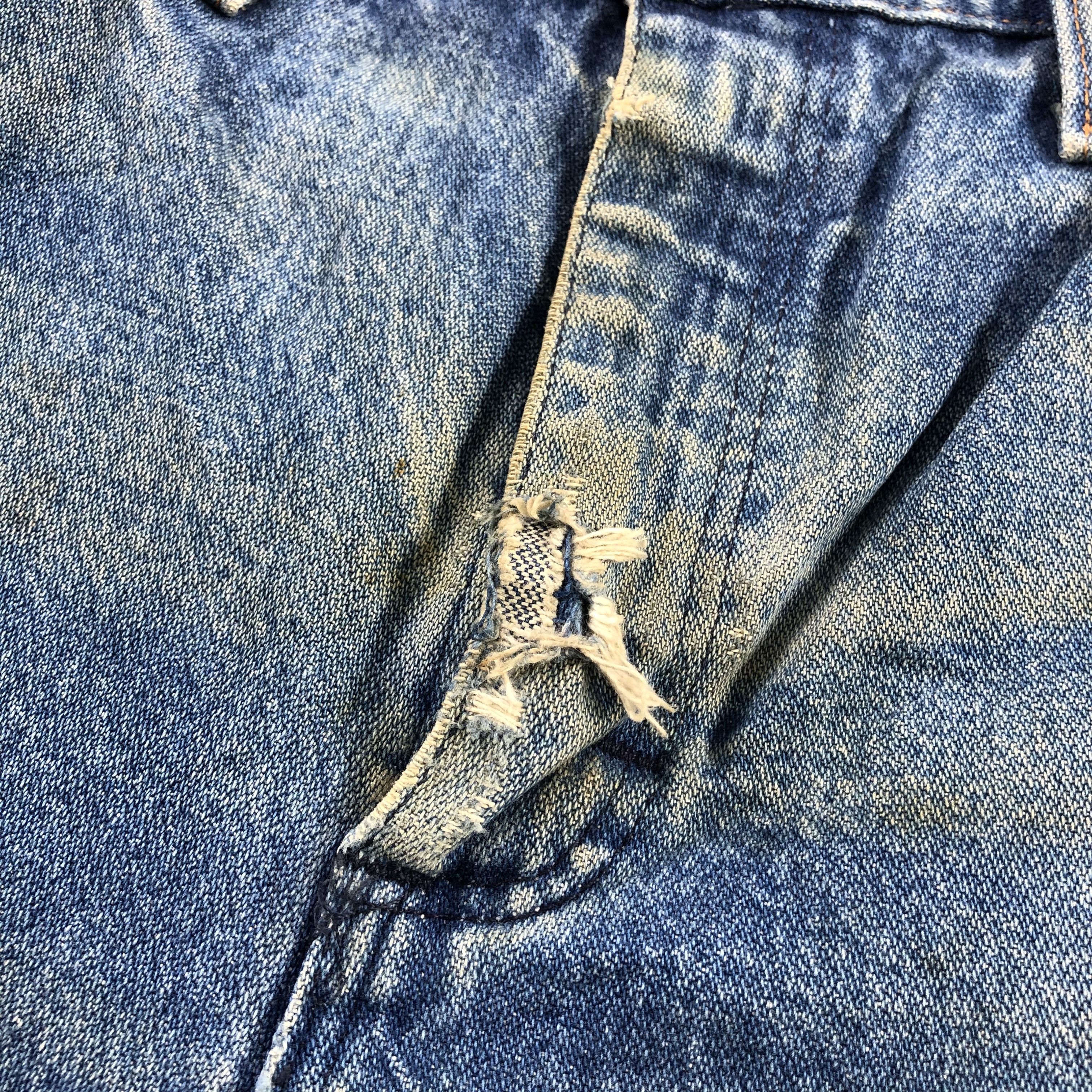 Vintage Vintage Blue Wash Wrangler Jeans-J2421 Size US 32 / EU 48 - 11 Thumbnail