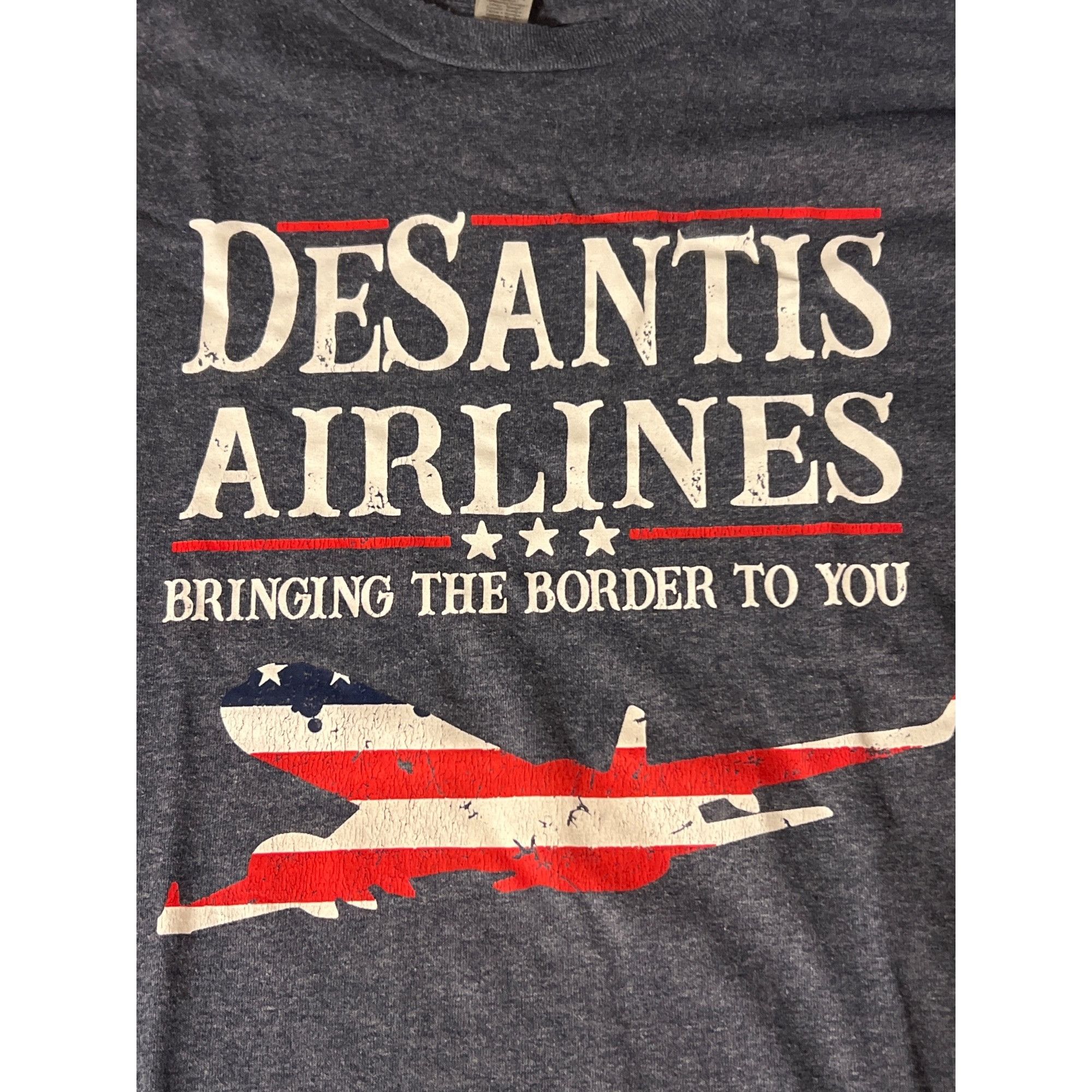 Gildan Desantis Airlines Political Graphic T Shirt Bringing Border Size US L / EU 52-54 / 3 - 2 Thumbnail