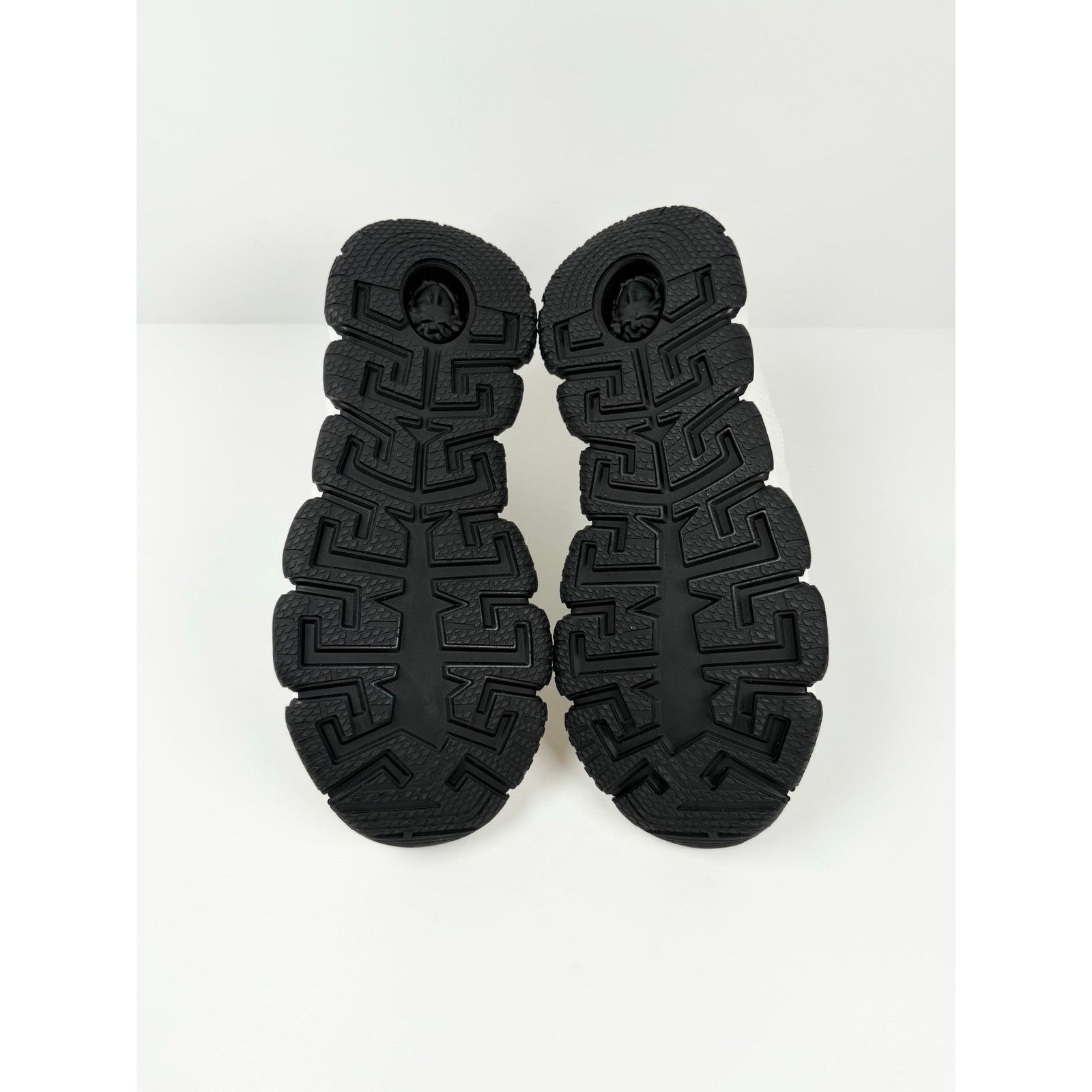 Versace Size 41EU/8US - Versace Trigreca White Gold Size US 8 / EU 41 - 7 Thumbnail