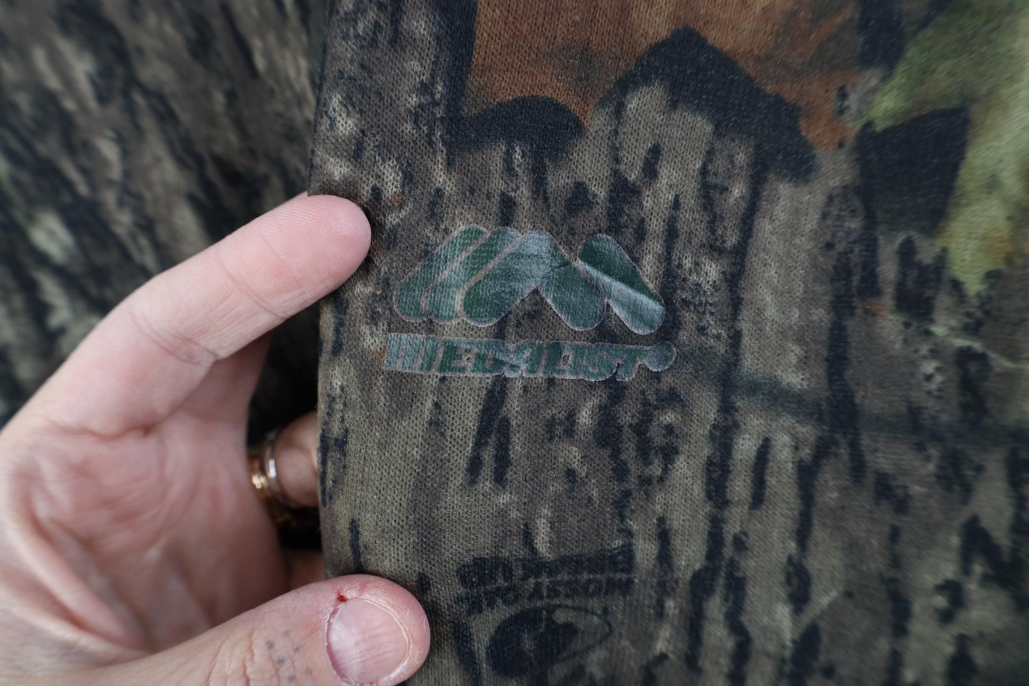 Vintage Vintage 90s Streetwear Mossy Oak Camouflage Thermal T-Shirt Size US XXL / EU 58 / 5 - 4 Thumbnail
