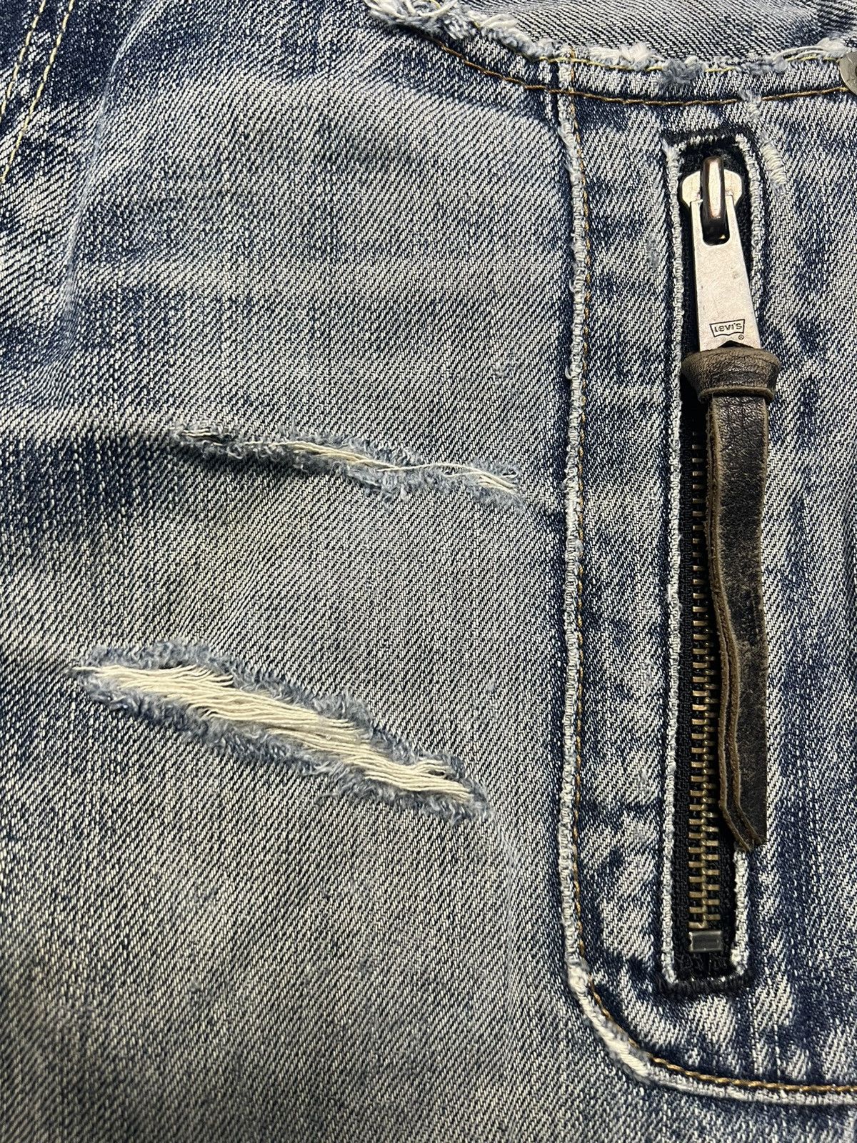 Levi's Levi’s 502 Custom Ripped Jeans (43) Size US 30 / EU 46 - 7 Thumbnail