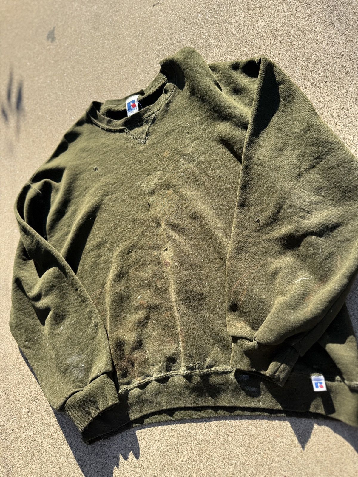 Russell Athletic 90s Distressed Russell Athletic Crewneck Size US XL / EU 56 / 4 - 4 Thumbnail
