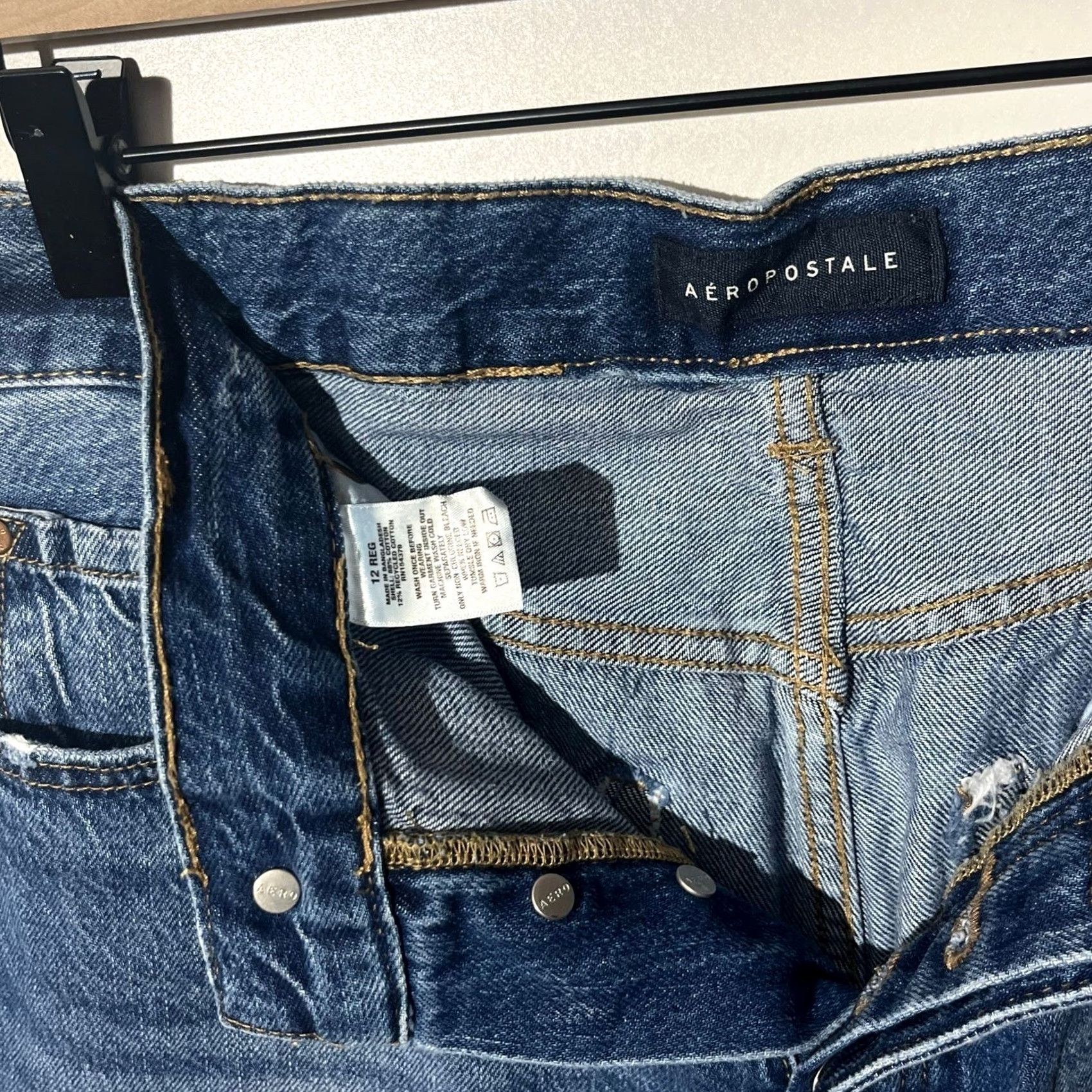 Aeropostale Aeropostale Jeans Shirt? Size 34" / US 12 / IT 48 - 4 Thumbnail