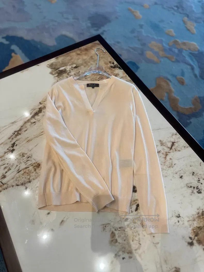 Loro Piana Loro Piana Scissor Collar 100% Cashmere Sweater Size XS / US 0-2 / IT 36-38 - 4 Thumbnail