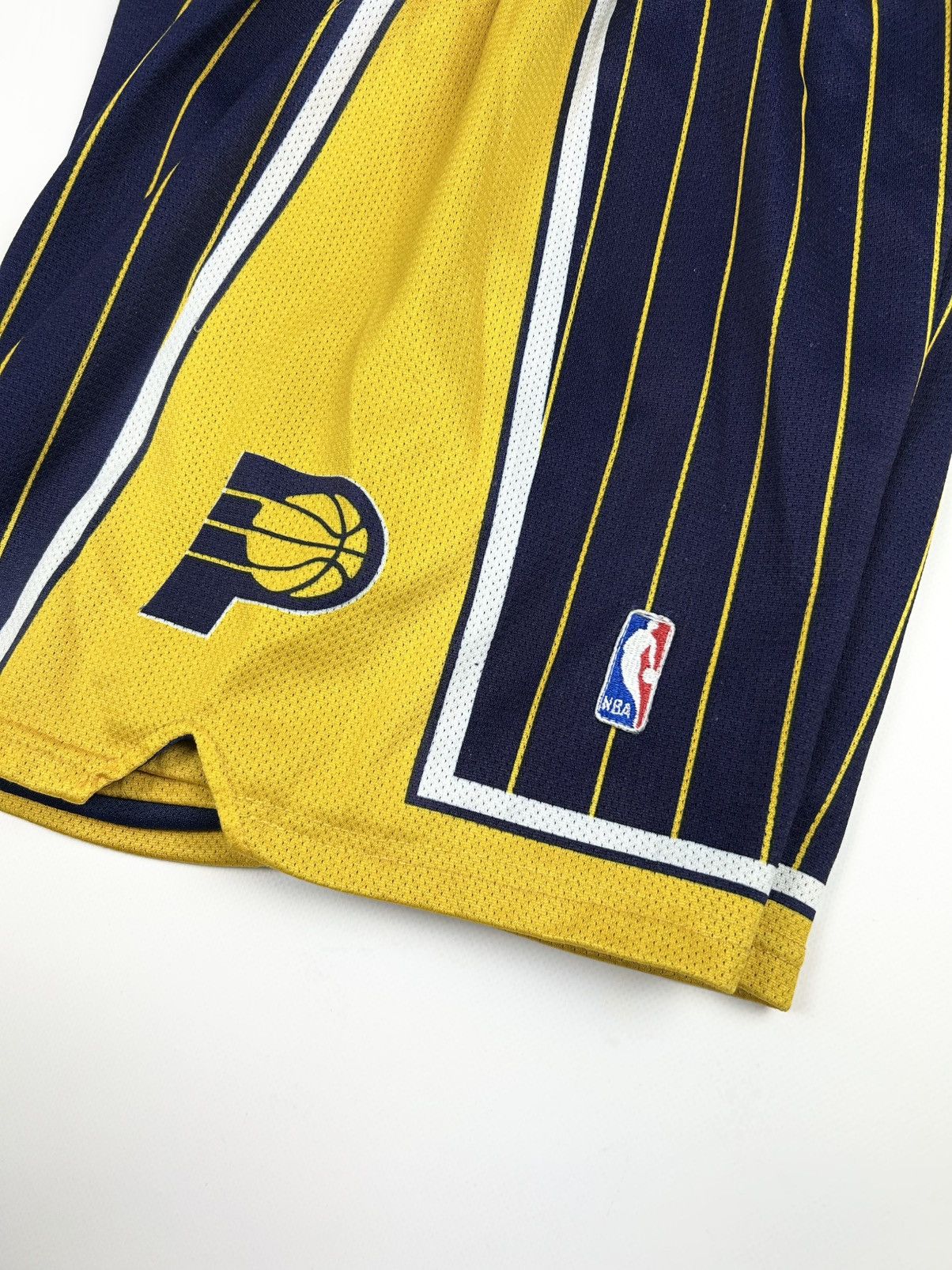 Champion × NBA × Vintage Vintage Champion Pacers NBA Basketball shorts Size US 32 / EU 48 - 7 Thumbnail
