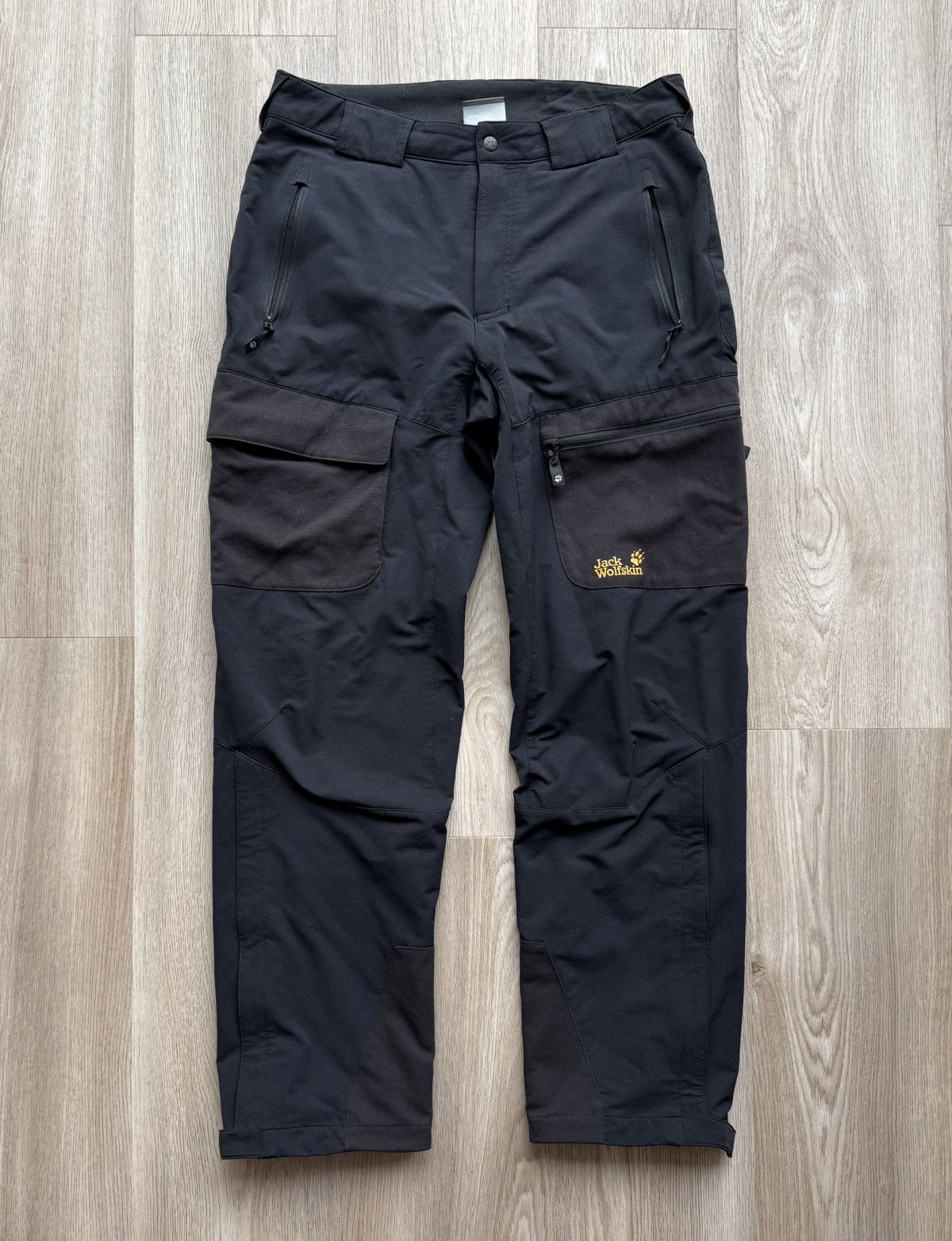 Jack Wolfskin Jack Wolfskin Outdoor Hiking Pants Ski Trousers Size US 32 / EU 48 - 1 Thumbnail
