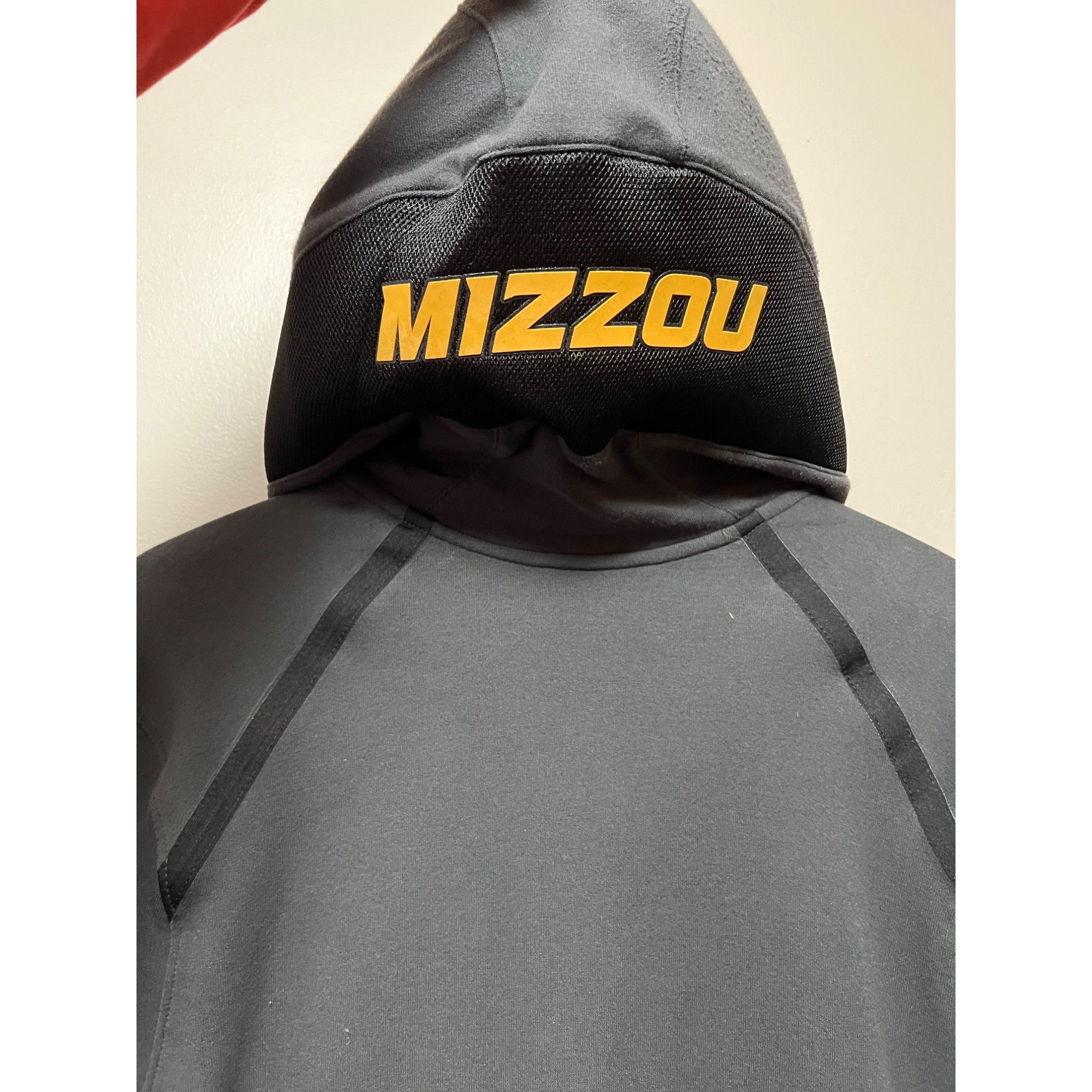 Nike Nike Team Issue Missouri Tigers Full Zip Hoodie - Size L Size US L / EU 52-54 / 3 - 4 Thumbnail