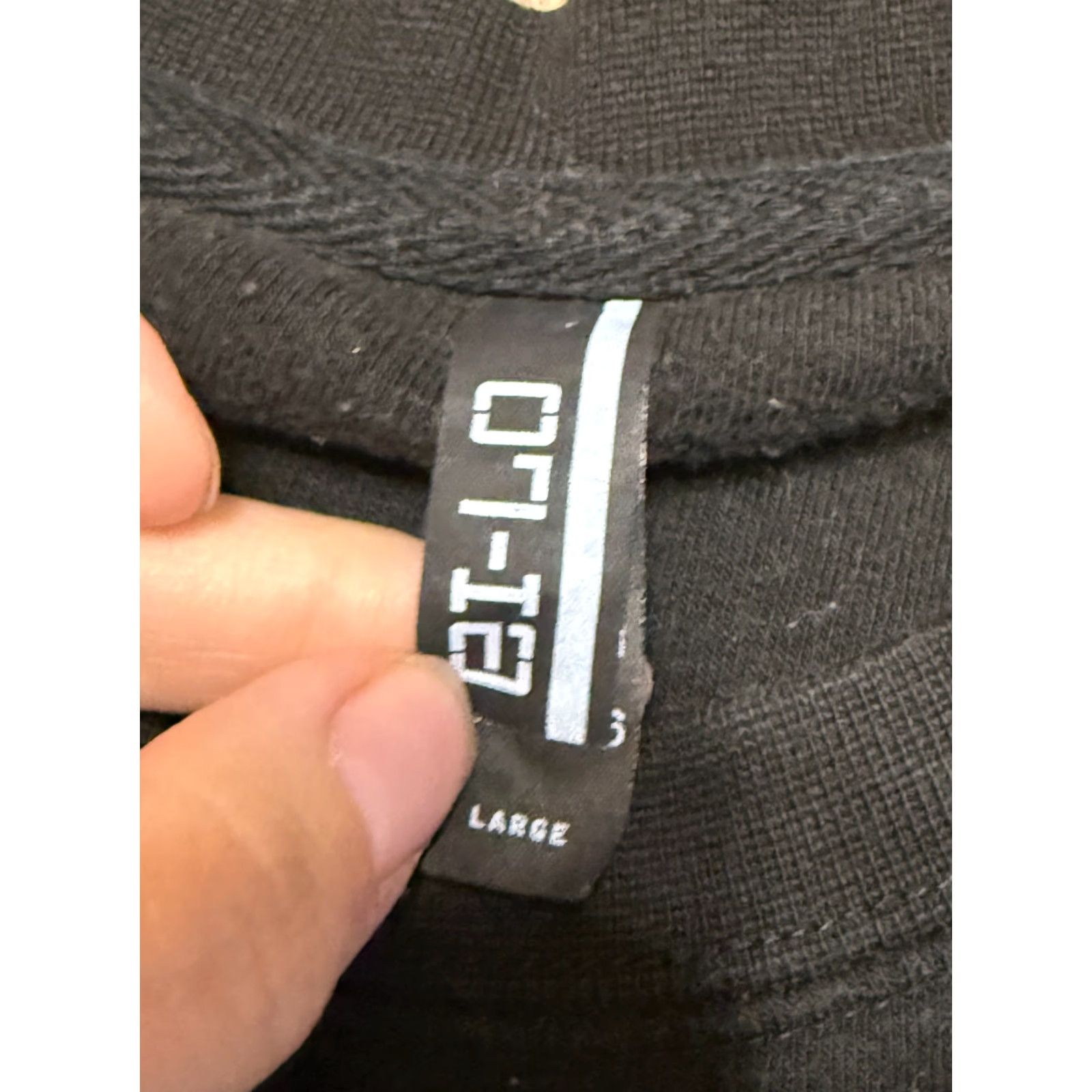 Vintage EI-LO Sweater Mens Large Black White South Shore Brewery Chequamegon Bay WI Shirt Mens Large Black White EI-LO Sweater Size US L / EU 52-54 / 3 - 6 Thumbnail