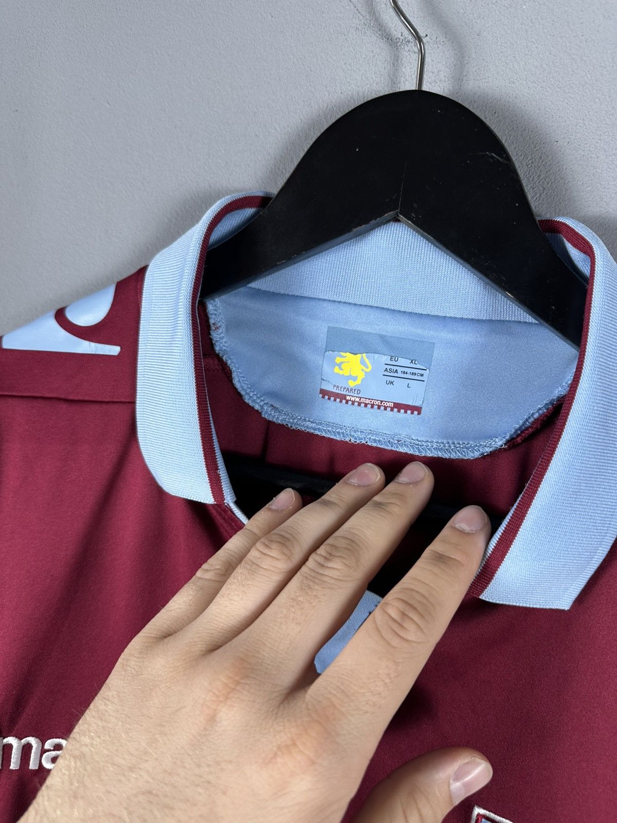 Macron ASTON VILLA 2012 2013 HOME FOOTBALL SHIRT SOCCER JERSEY Size US XL / EU 56 / 4 - 3 Thumbnail