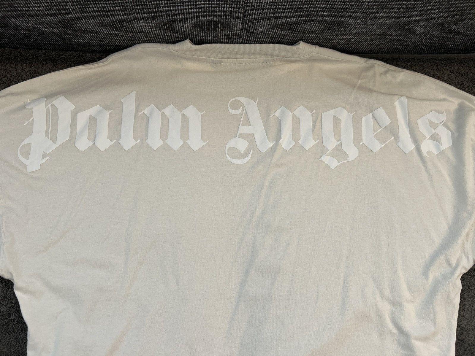 Palm Angels Palm Angels Butter White Classic Logo Sleeve $315 Size US M / EU 48-50 / 2 - 2 Thumbnail