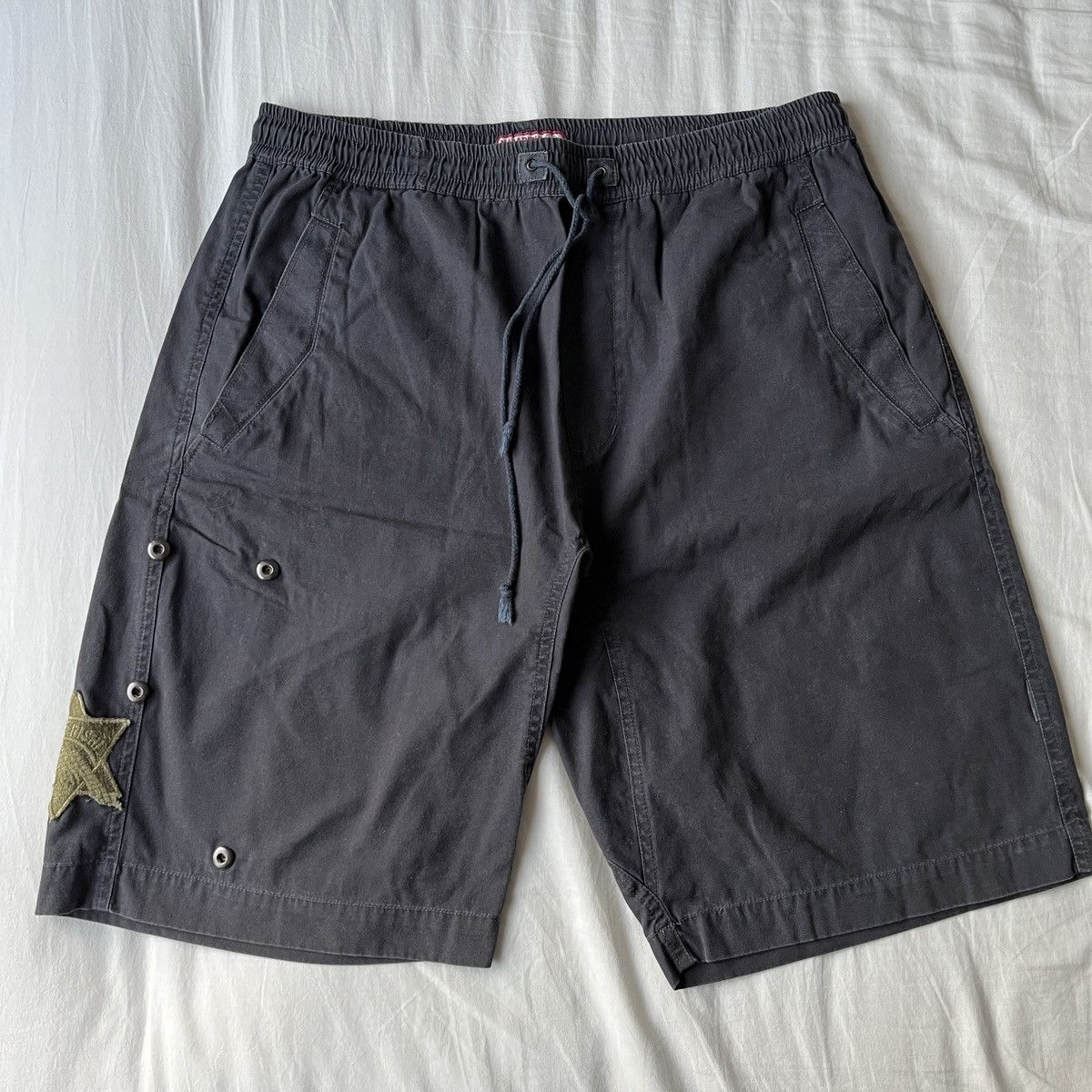 Maharishi Maharishi War Correspondent Track Shorts Size US 44 / EU 60 - 1 Thumbnail
