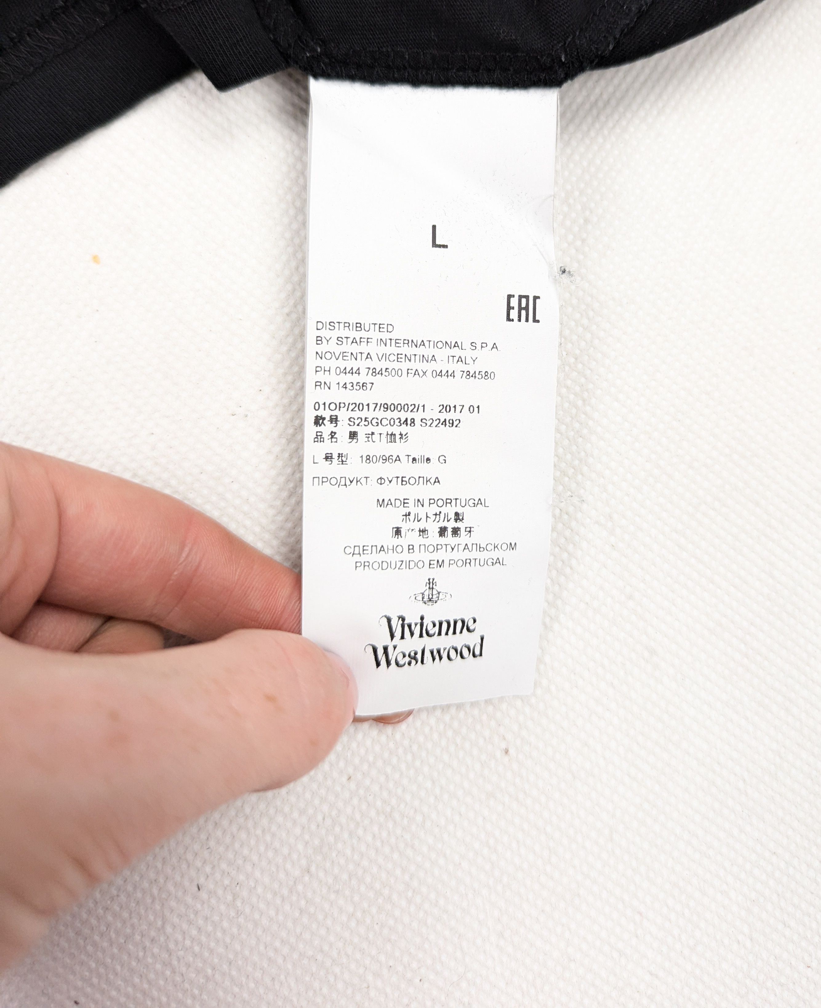 Vivienne Westwood Vivienne Westwood black t-shirt L Size US L / EU 52-54 / 3 - 4 Thumbnail