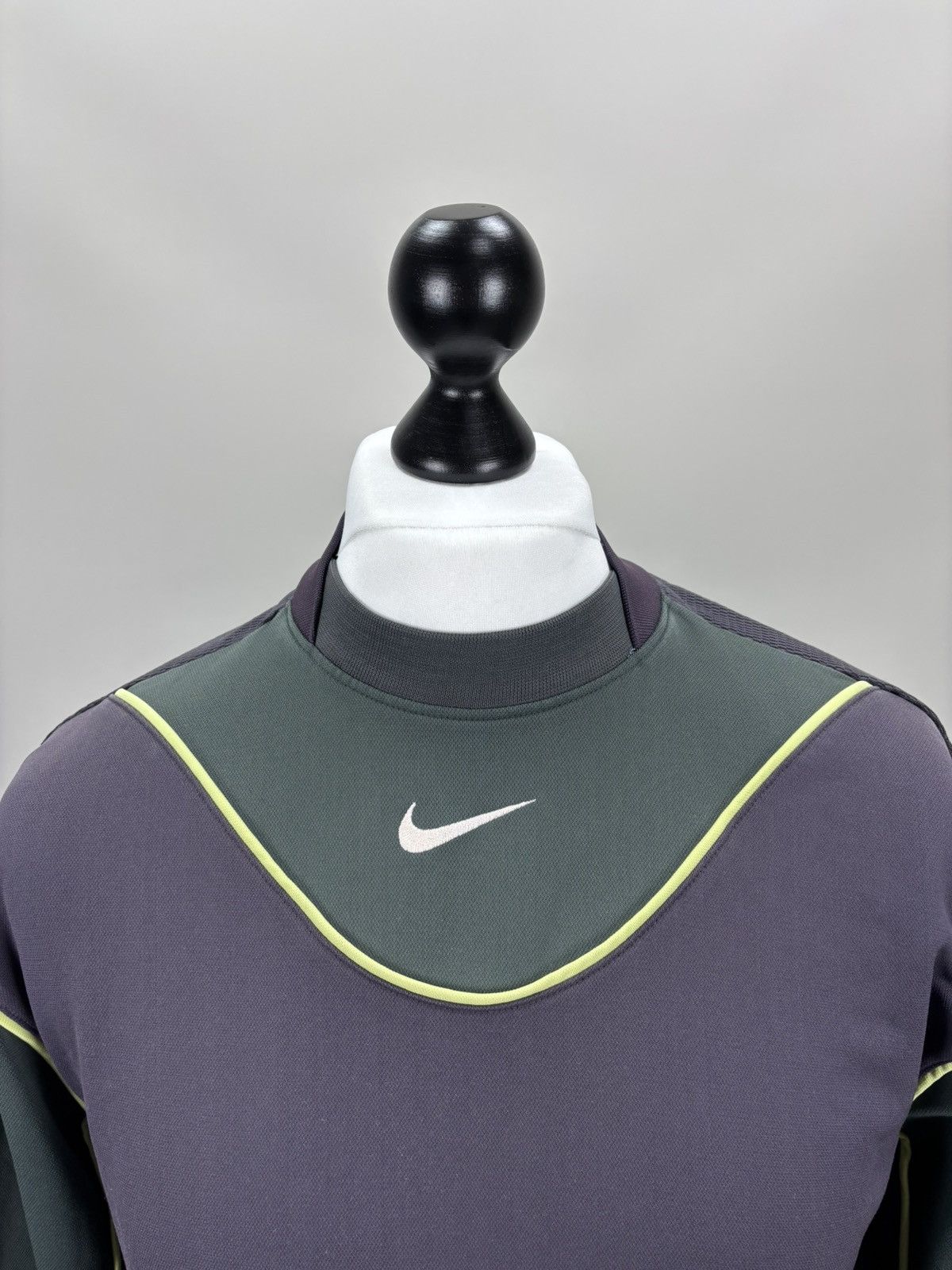 Nike Mens vintage Nike Goalkeeper Long Sleeve Size M Size US M / EU 48-50 / 2 - 3 Thumbnail