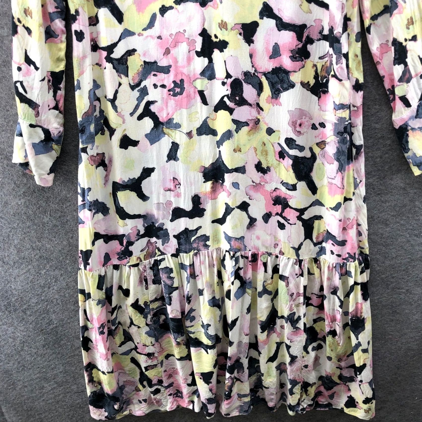 H&M H&M Floral Midi Shirt Dress Womens S Multicolor Long Sleeve Rayon Size S / US 4 / IT 40 - 4 Thumbnail