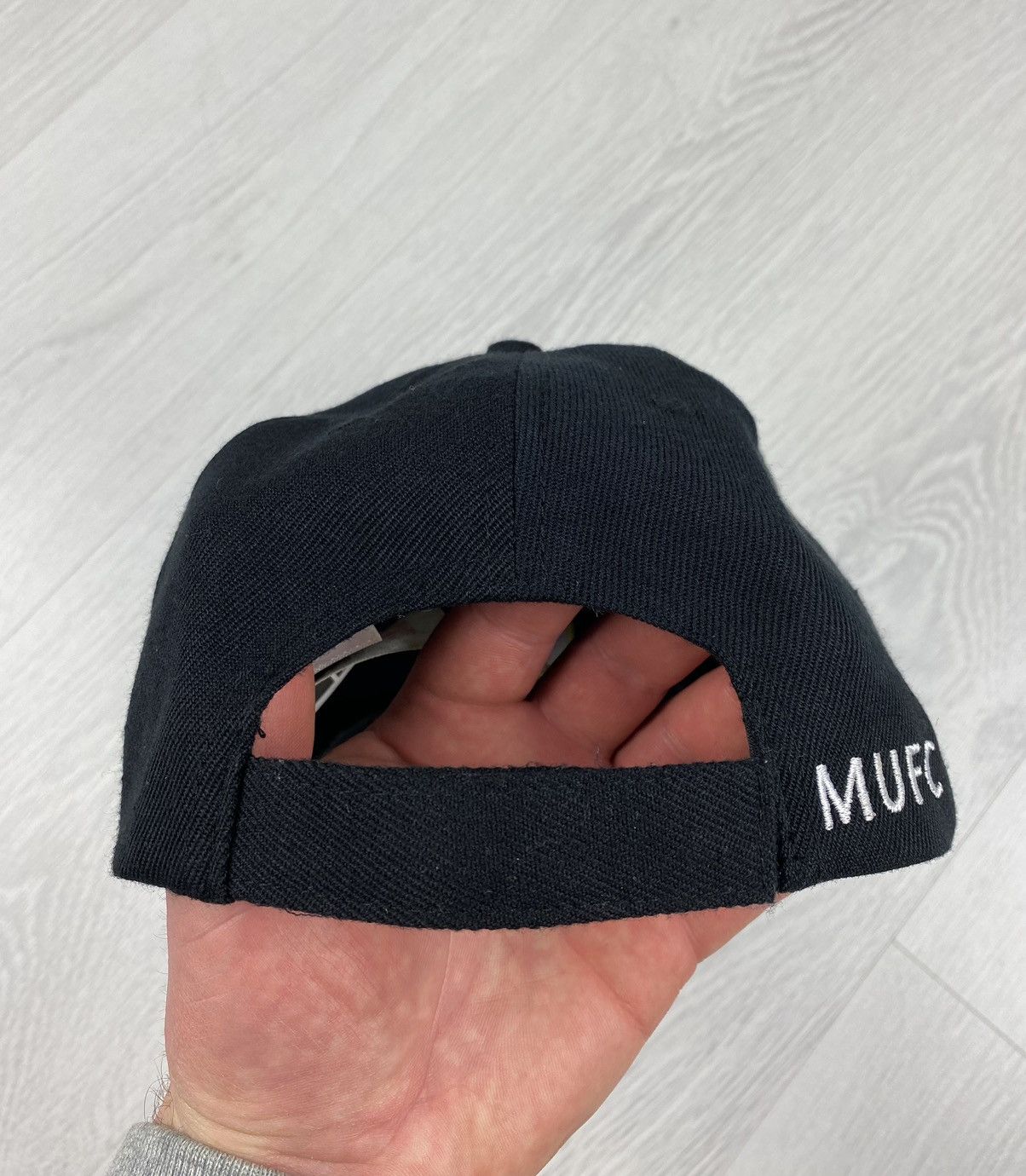 Vintage Vintage Manchester United Cap Hat PSG Newcastle BVB Real Size ONE SIZE - 4 Thumbnail