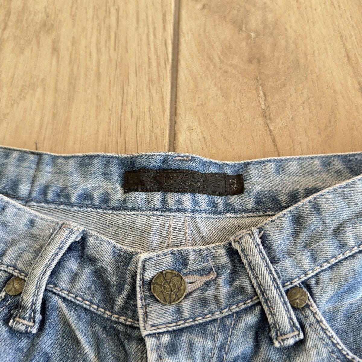 GOSTAR DE FUGA 2000s Light Blue Washed Black Oil Distressed Denim Jeans Size US 30 / EU 46 - 9 Thumbnail