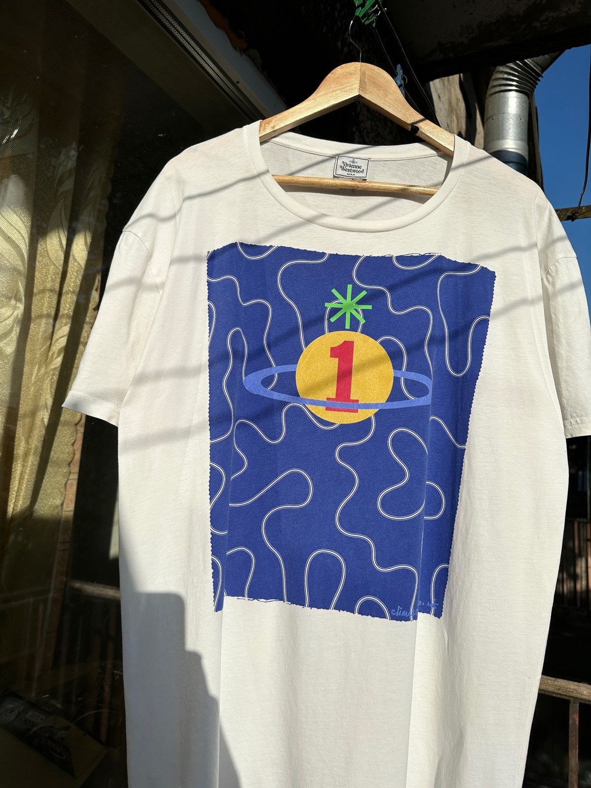 Vivienne Westwood Vivienne Westwood Climate Revolution White T-Shirt Size US XL / EU 56 / 4 - 2 Thumbnail