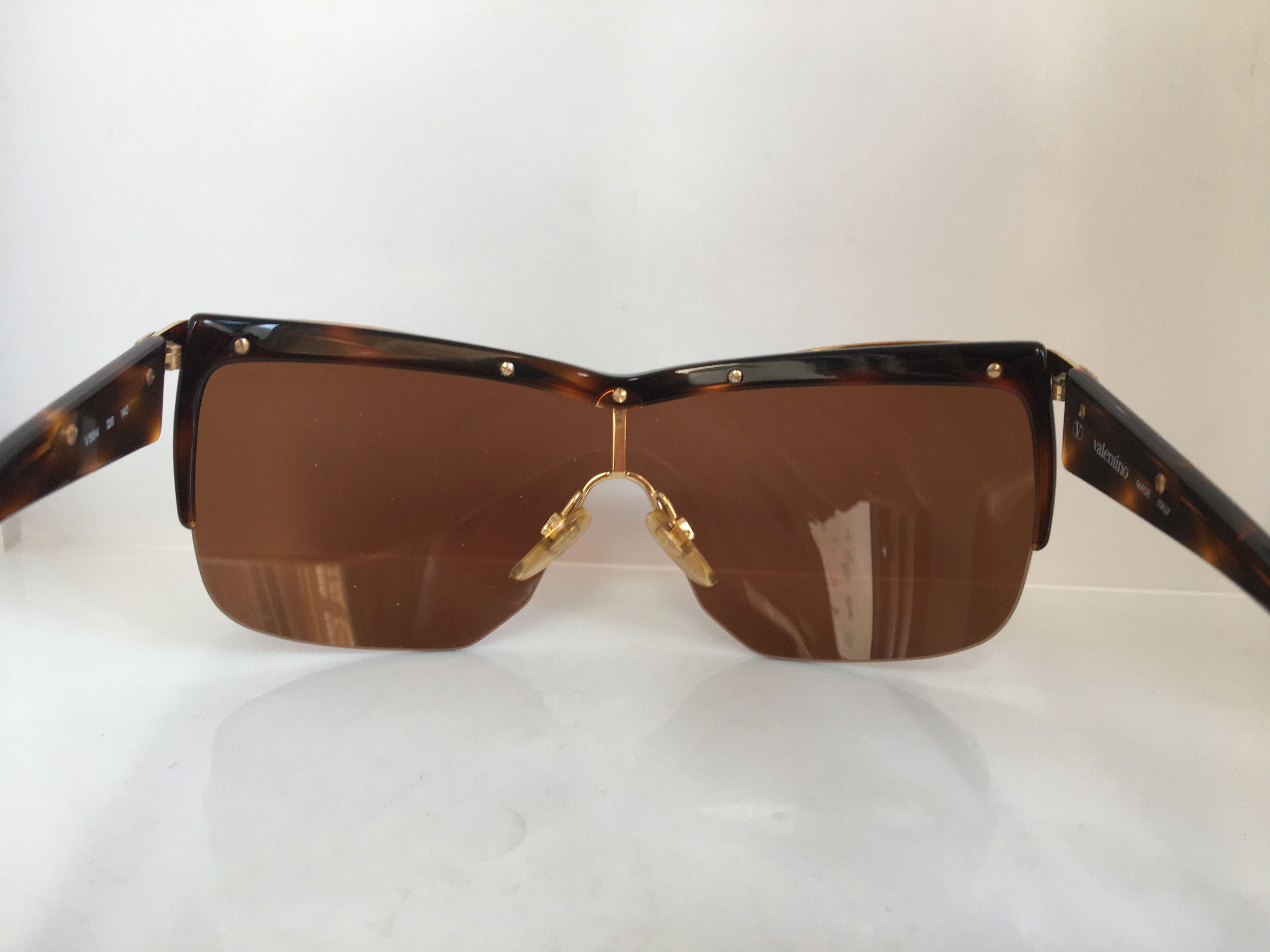 Valentino Vintage Valentino V584 Woman Sunglasses Frame Italy Size ONE SIZE - 4 Thumbnail