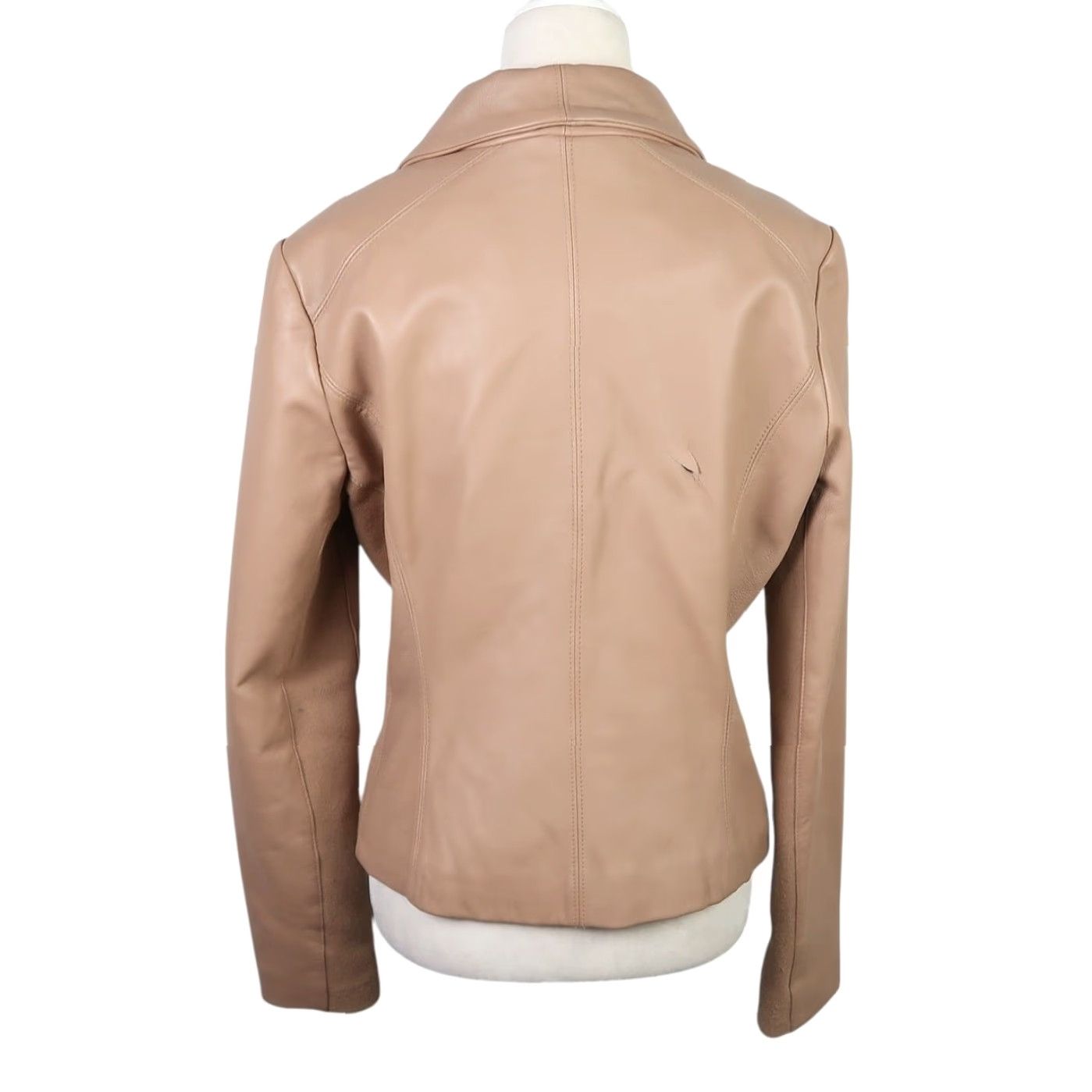 Vintage Wilsons Leather Moto Jacket Tan Leather Zip Front Small Womens Jacket Short Casual Fall Spring zip front moto jacket tan leather small womens Size S / US 4 / IT 40 - 4 Thumbnail