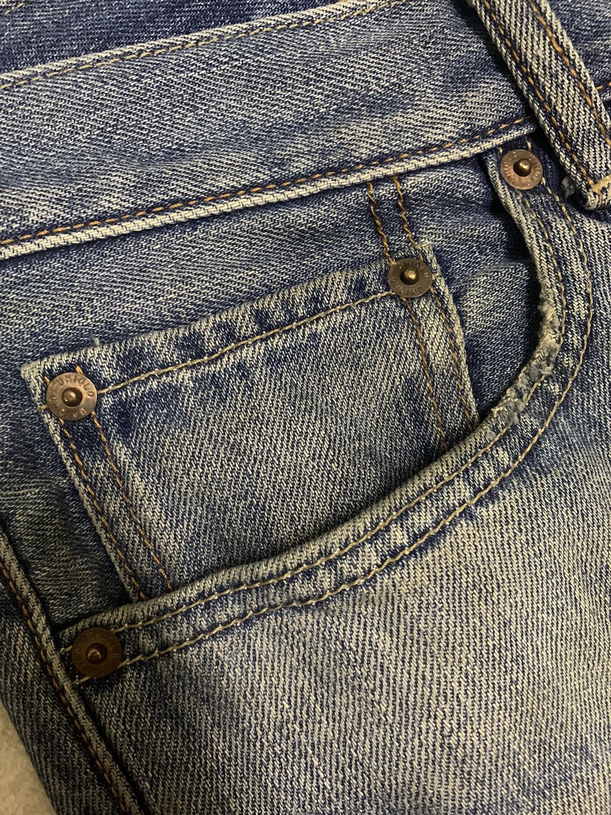 Uniqlo Vintage Uniqlo UJ Rusty Mud Wash Regular Fit Distress Jeans Size US 34 / EU 50 - 6 Thumbnail