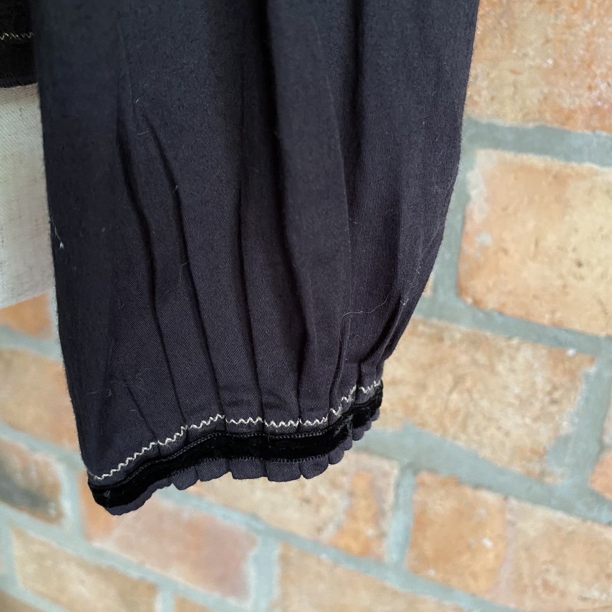 Marithe + Francois Girbaud MARITHÉ + FRANÇOIS GIRBAUD Vintage Black Tie-Neck Blouse Size M / US 6-8 / IT 42-44 - 15 Thumbnail