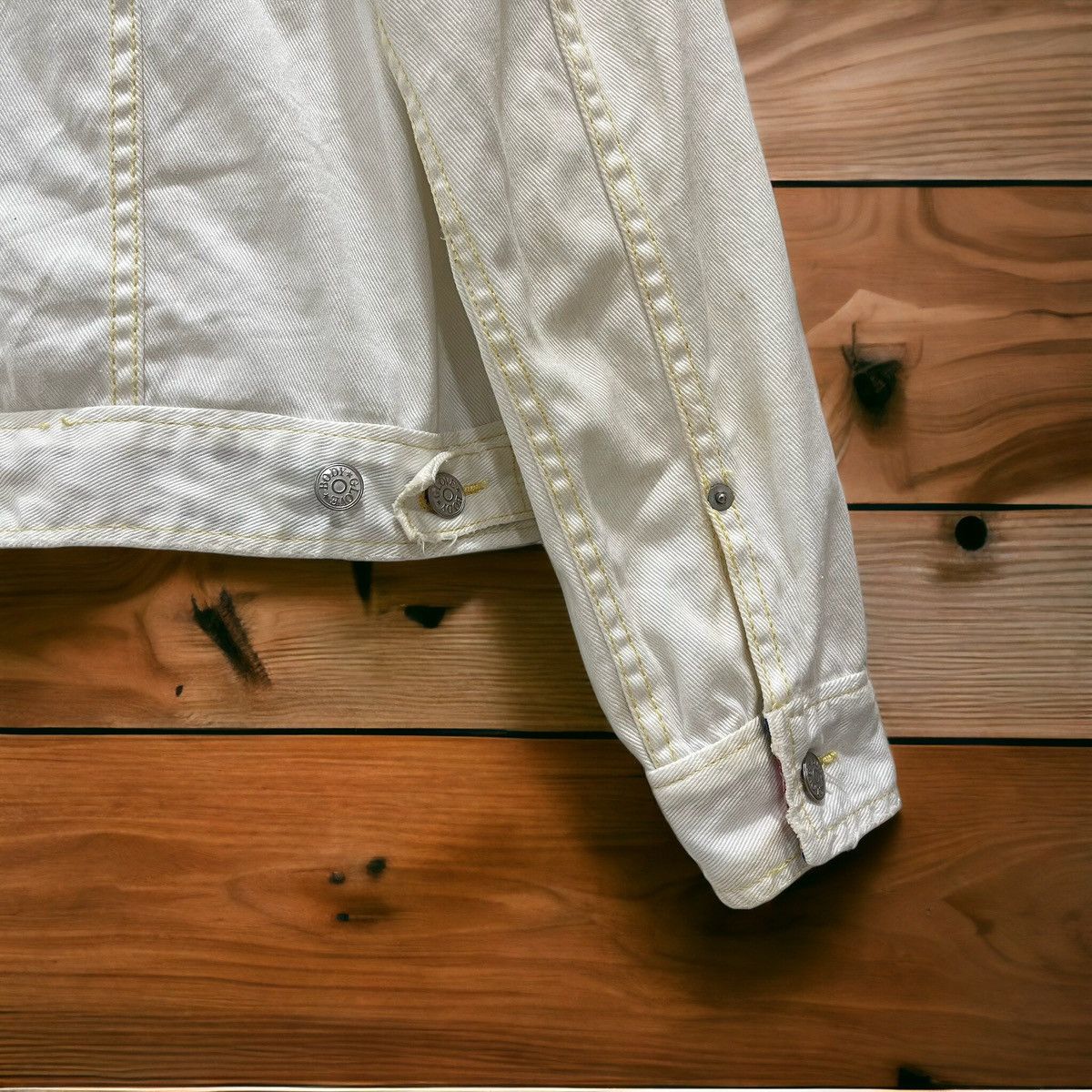Body Glove × Vintage Rare Vintage Body Glove White Denim Trucker Button Jacket Size M / US 6-8 / IT 42-44 - 9 Thumbnail